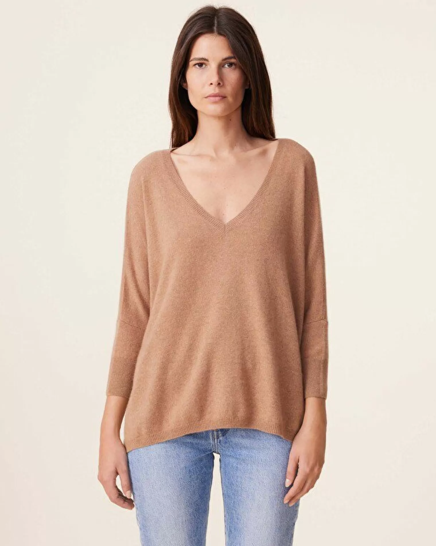 Kujten Sweaters & Sweatshirts>3/4 Sleeves V-Neck Cashmere Sweater, 2-Threads Camelo