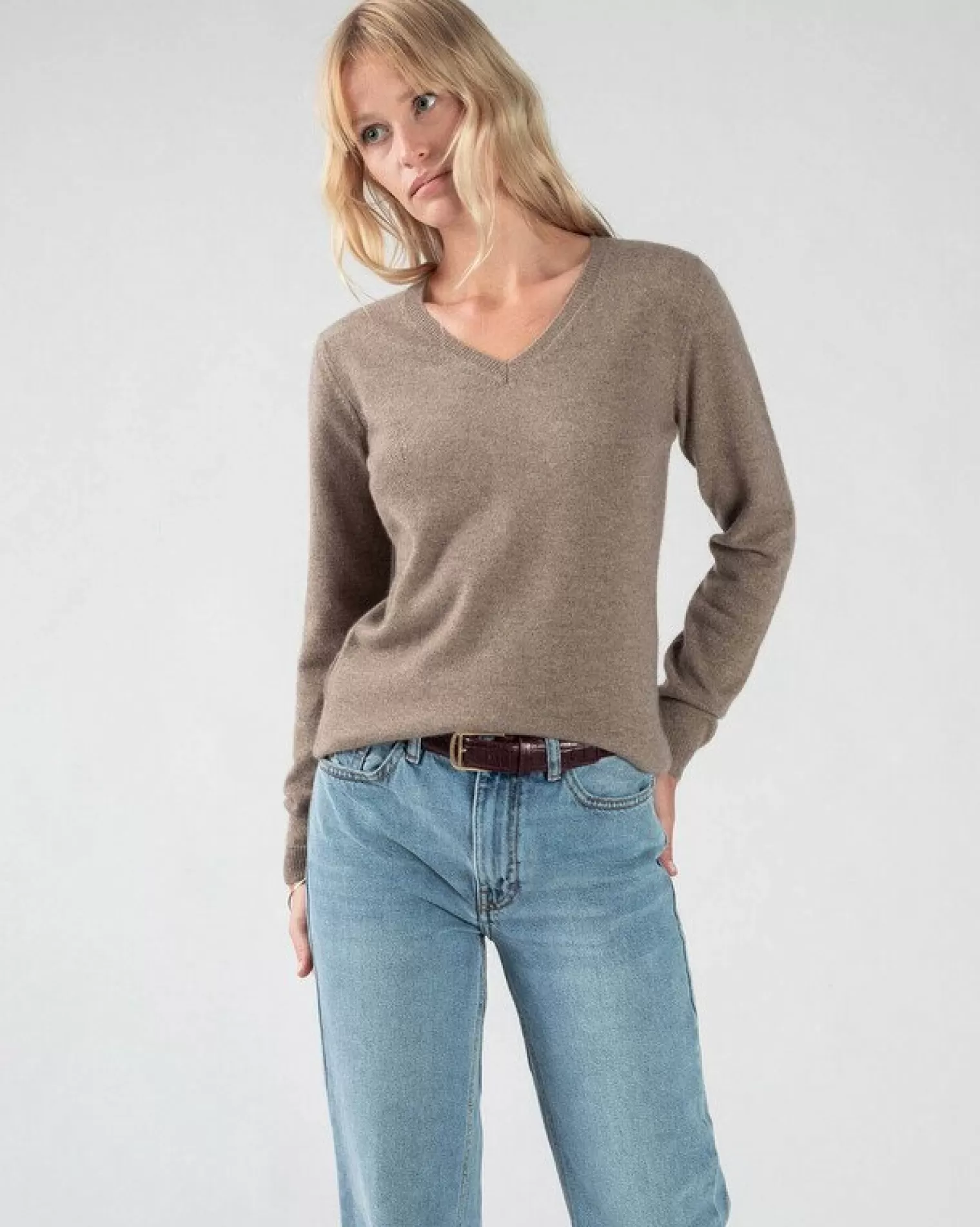 Kujten Sweaters & Sweatshirts>Basic Long Sleeves Cashmere Sweater, 2-Threads Beige Taupe