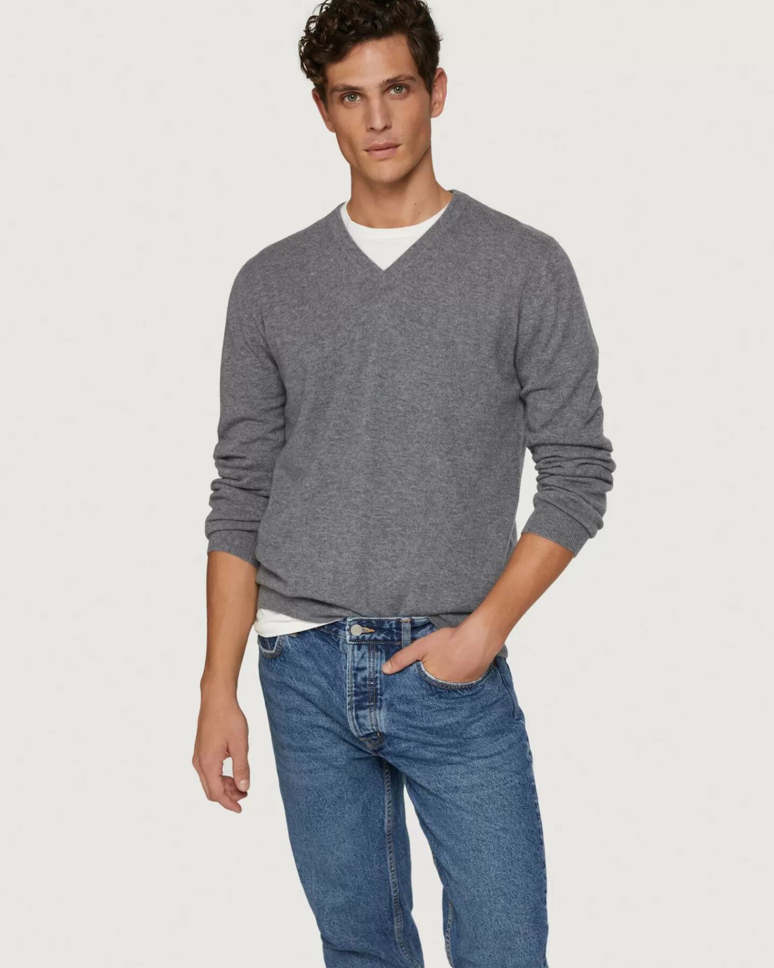 Kujten Sweaters & Sweatshirts>Basic Man V-Neck Cashmere Sweater, 2-Threads Gris Flanelle