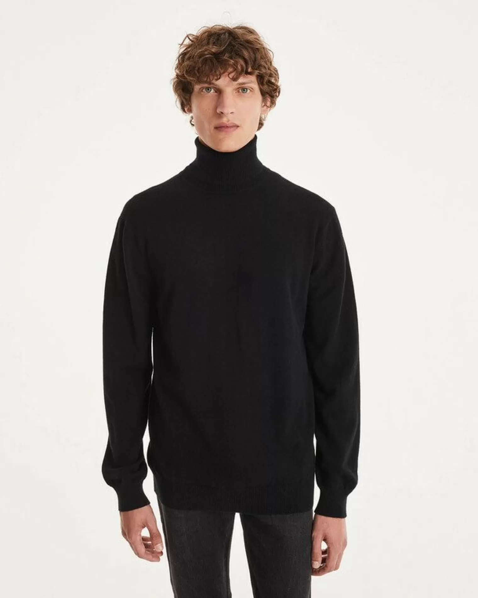 Kujten Sweaters & Sweatshirts>Basic Turtleneck Man Cashmere Sweater, 2-Threads Noir