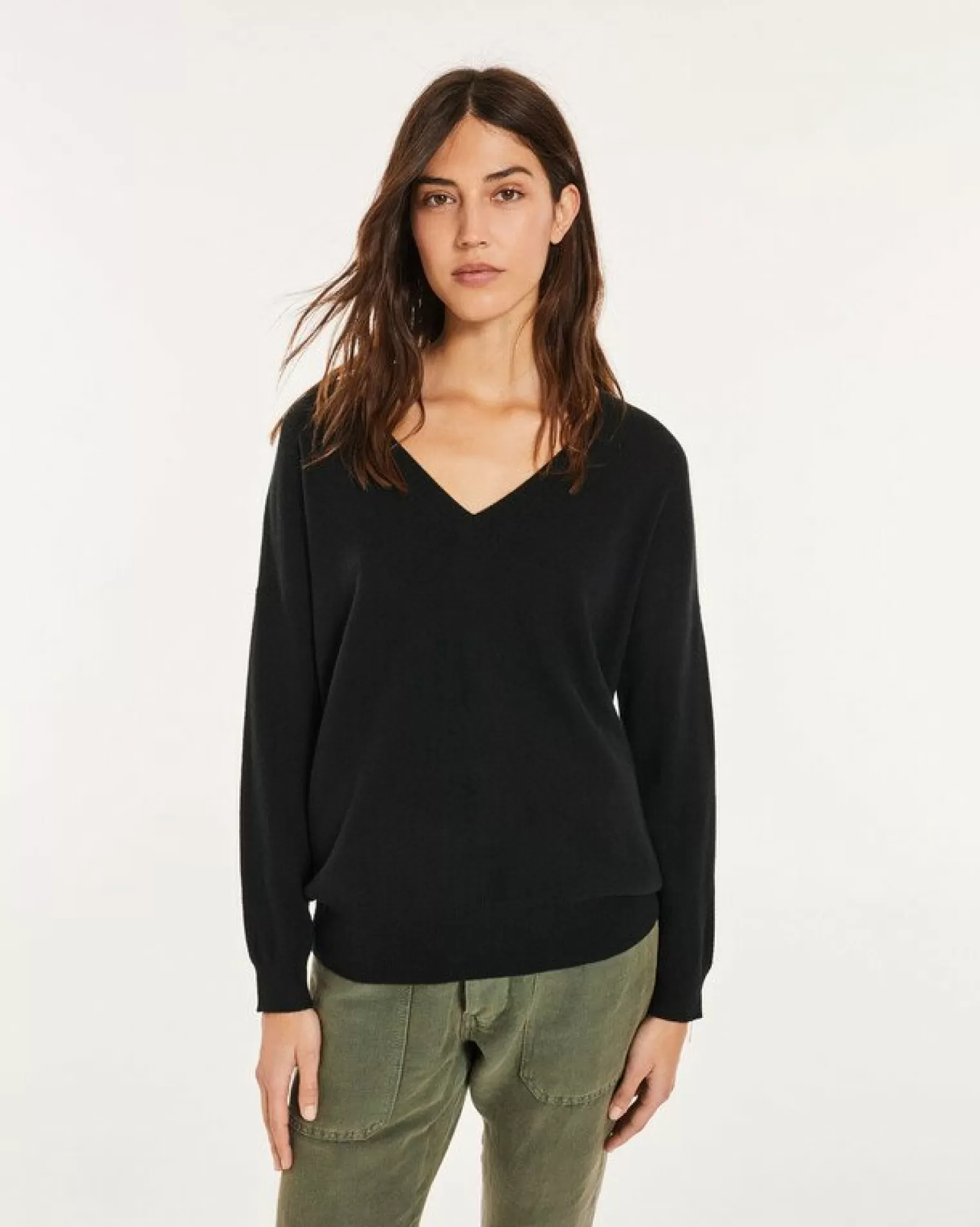 Kujten Sweaters & Sweatshirts>Boyfriend Woman V-Neck Cashmere Sweater Noir