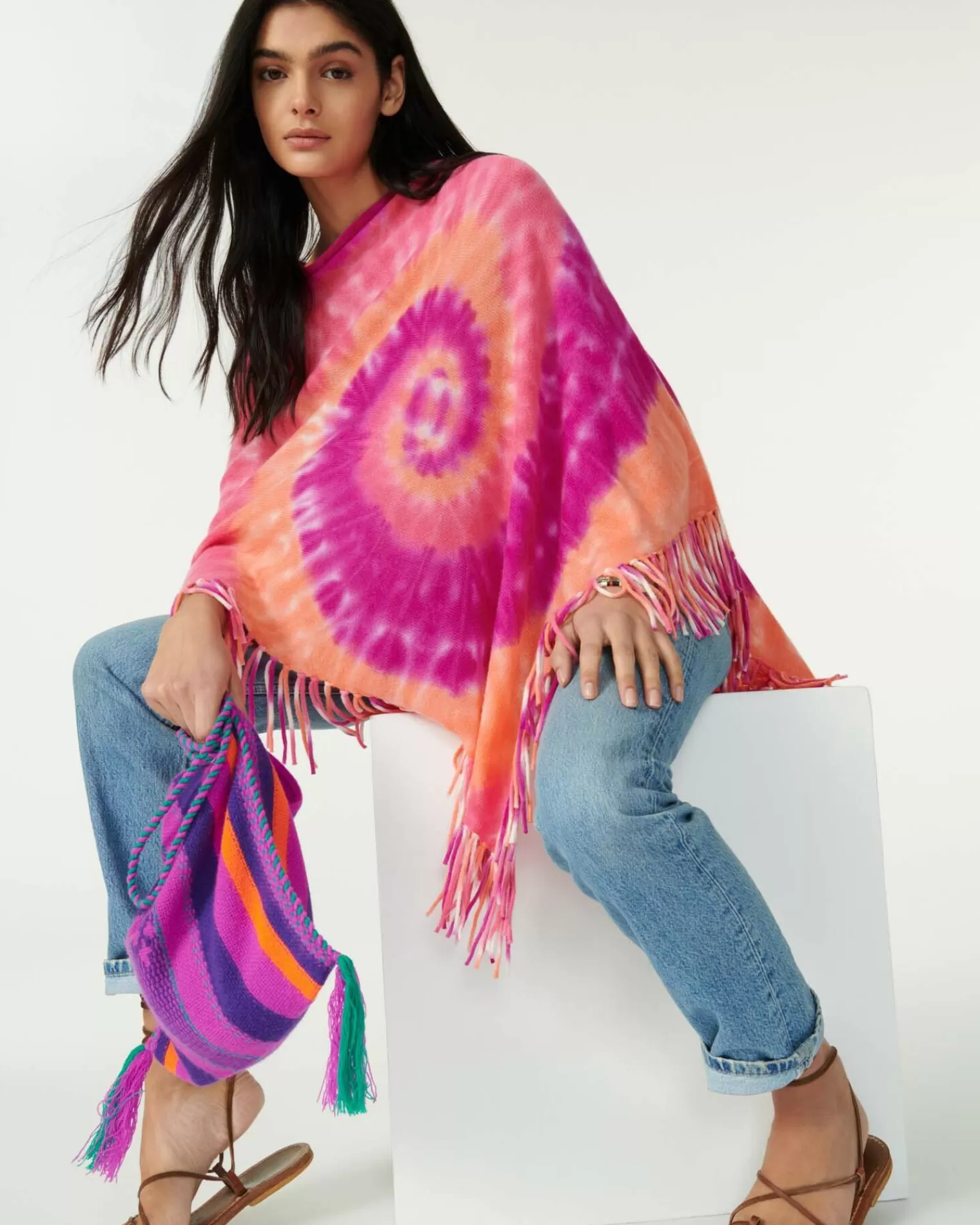 Kujten Capes & Ponchos>Cashmere Fringed Poncho Rose Neon