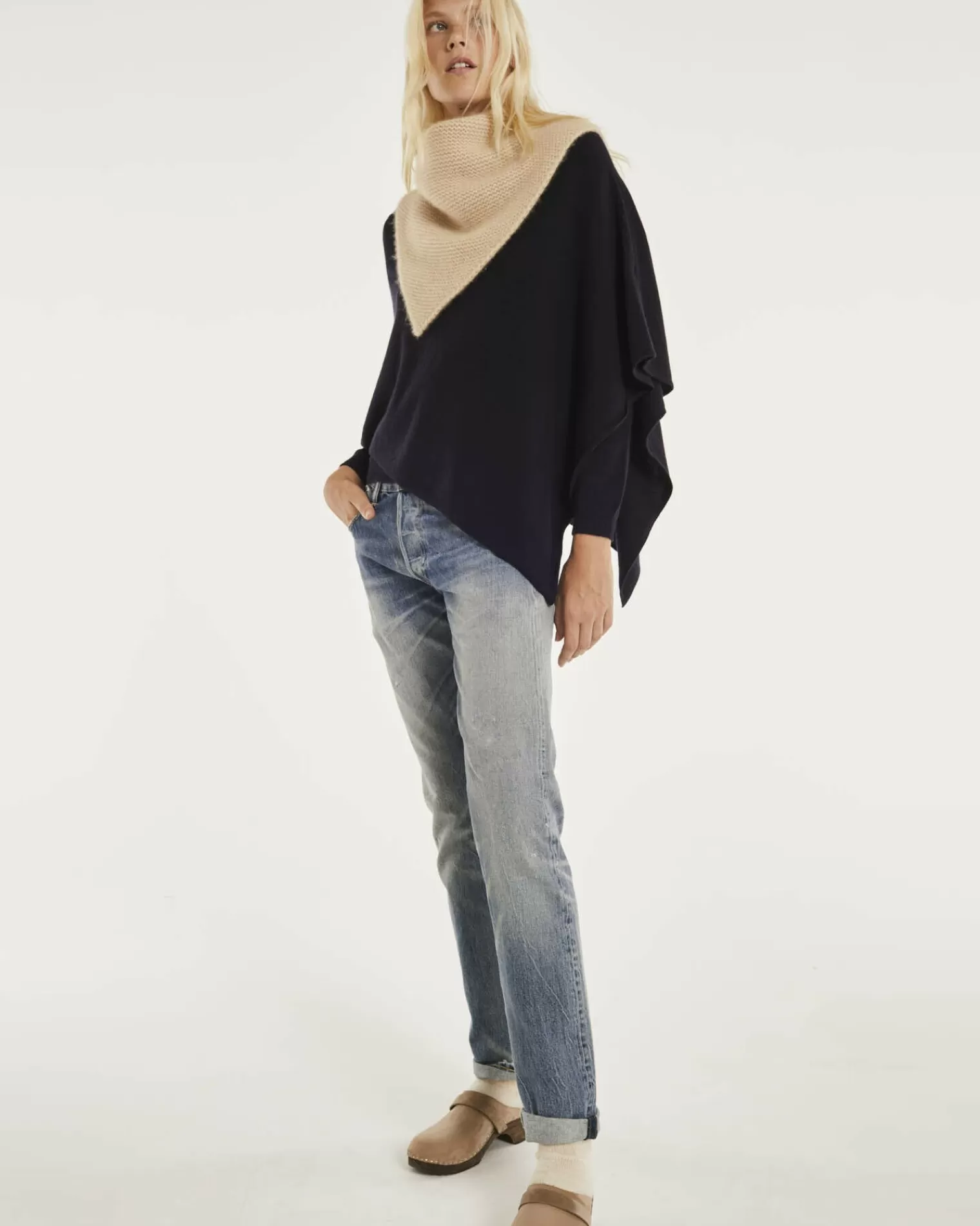 Kujten Capes & Ponchos>Cashmere Short Poncho, 2-Threads Bleu Marine Fonce