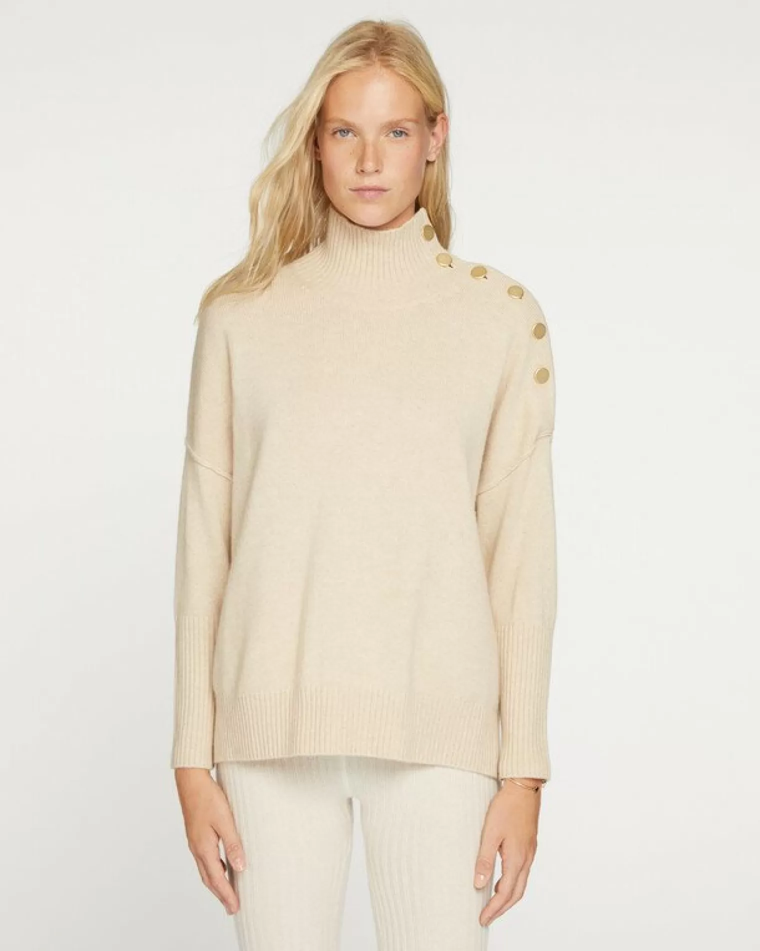 Kujten Sweaters & Sweatshirts>Cashmere Sweater With Gold Buttons Organique