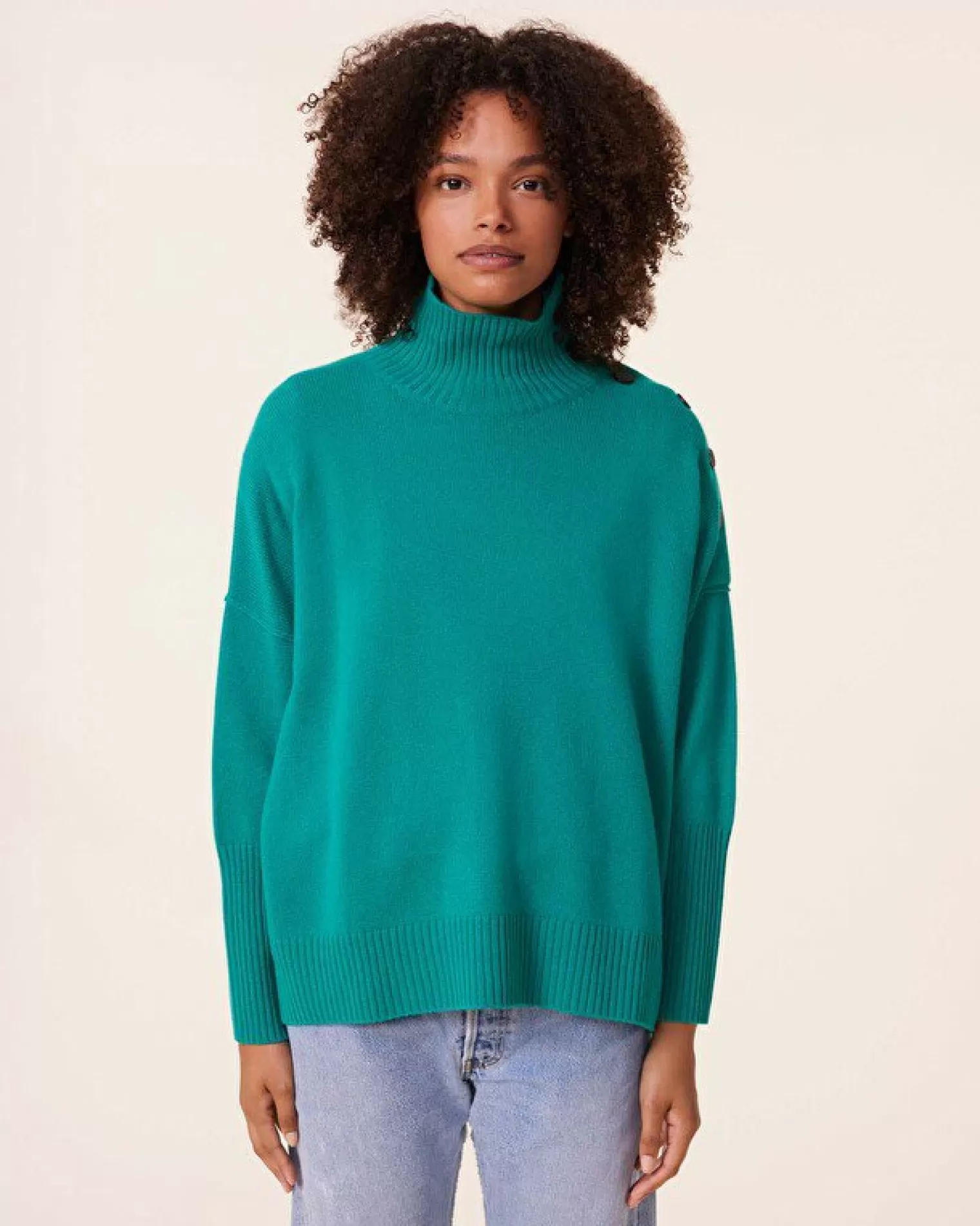 Kujten Sweaters & Sweatshirts>Cashmere Sweater With Gold Buttons, 4-Threads Vert Imperial