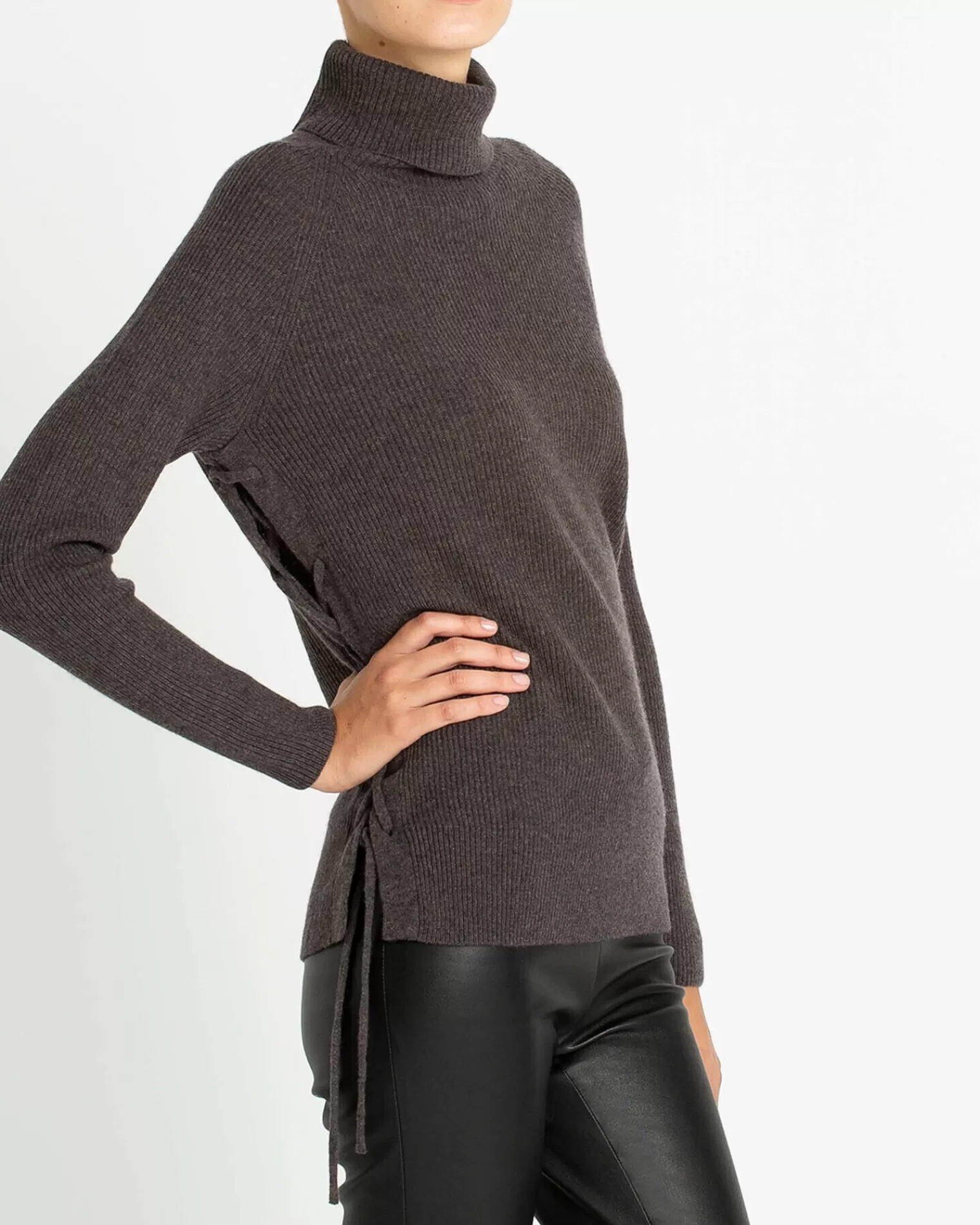 Kujten Sweaters & Sweatshirts>Cashmere Turtleneck Sweater With Laces Mocha Chine