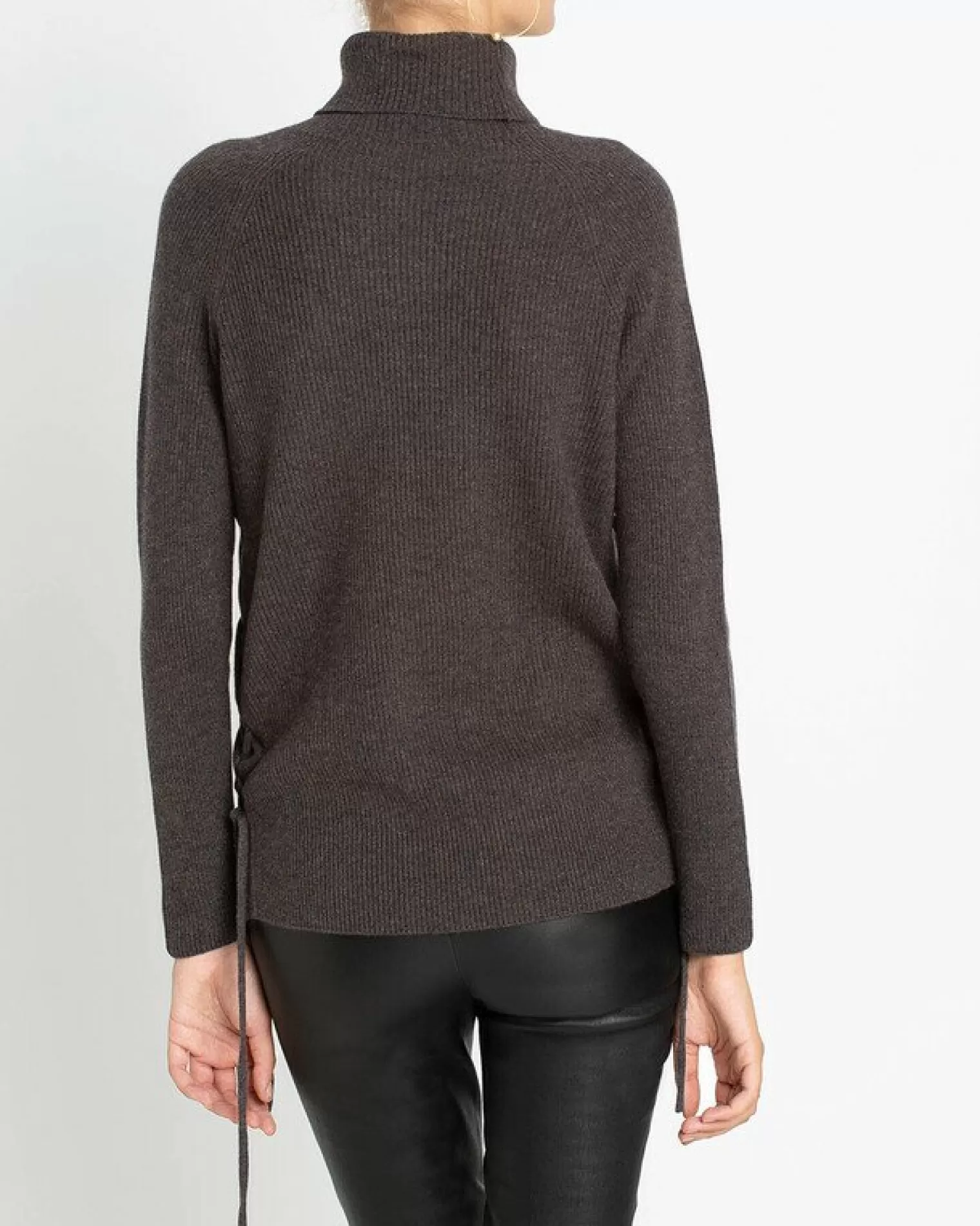 Kujten Sweaters & Sweatshirts>Cashmere Turtleneck Sweater With Laces Mocha Chine