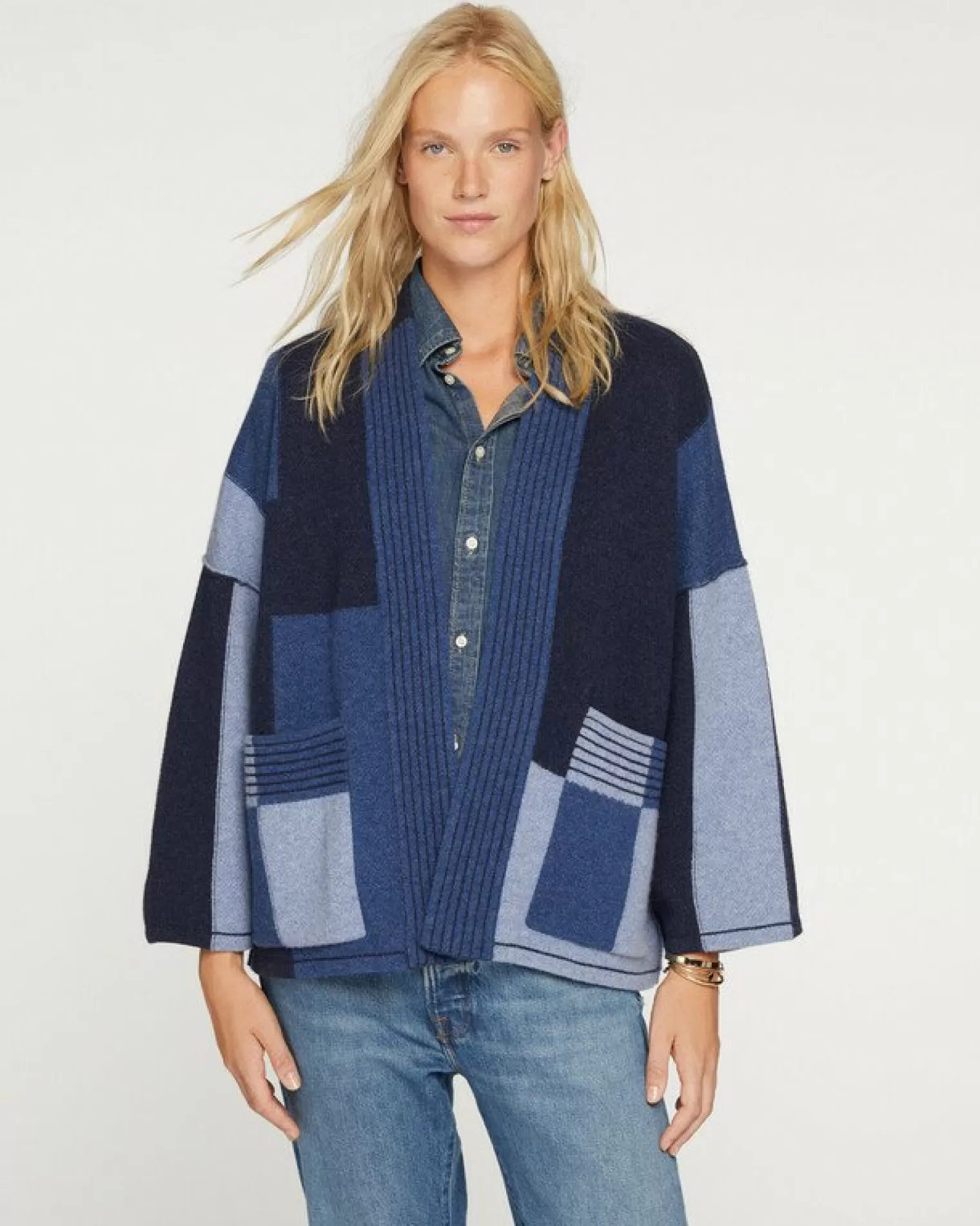 Kujten Jackets & Vests>Cashmere Vest Kimono Bleu Jeans