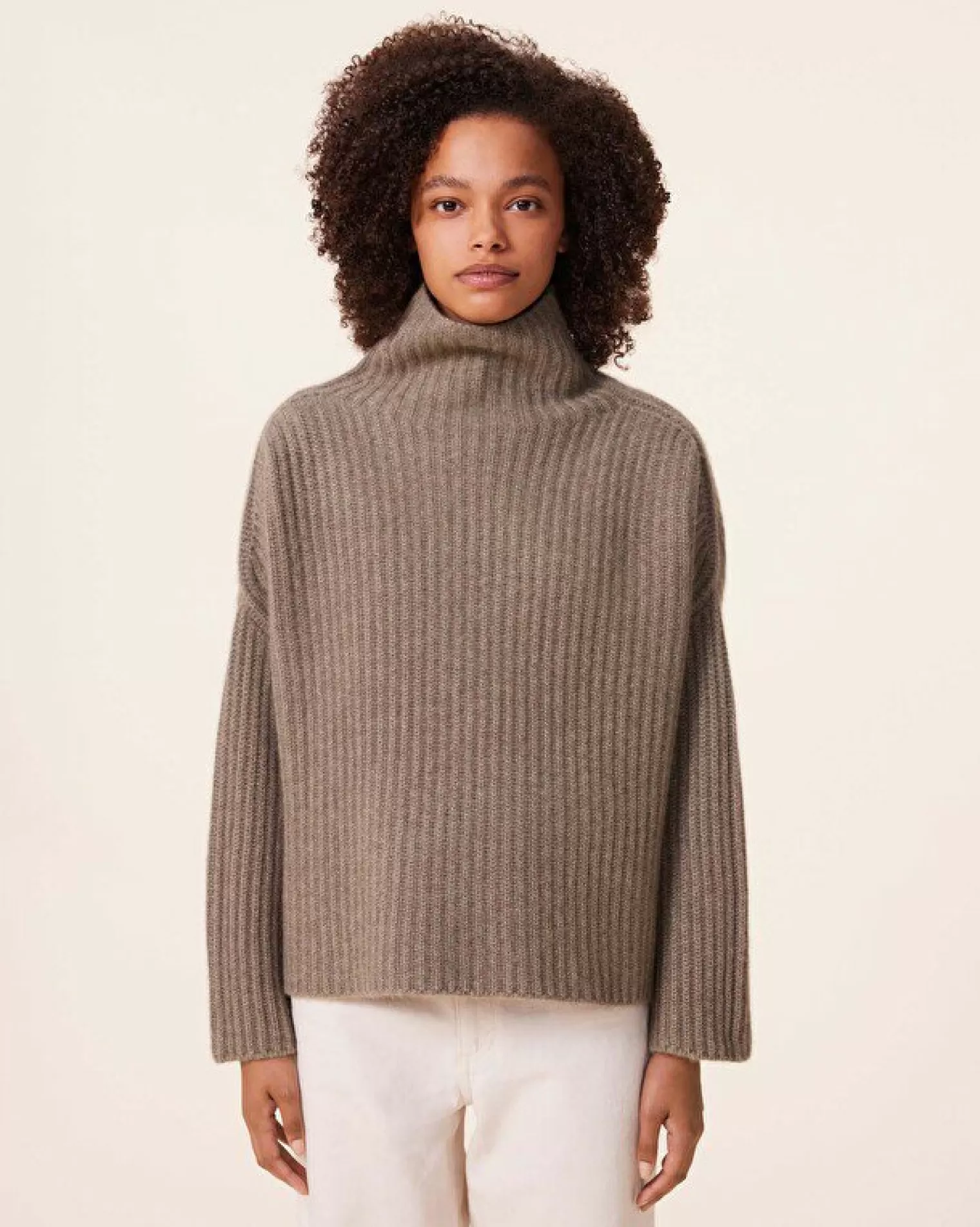 Kujten Sweaters & Sweatshirts>Chimney Neck Oversize Cashmere Sweater, 10-Threads Kaki Chine