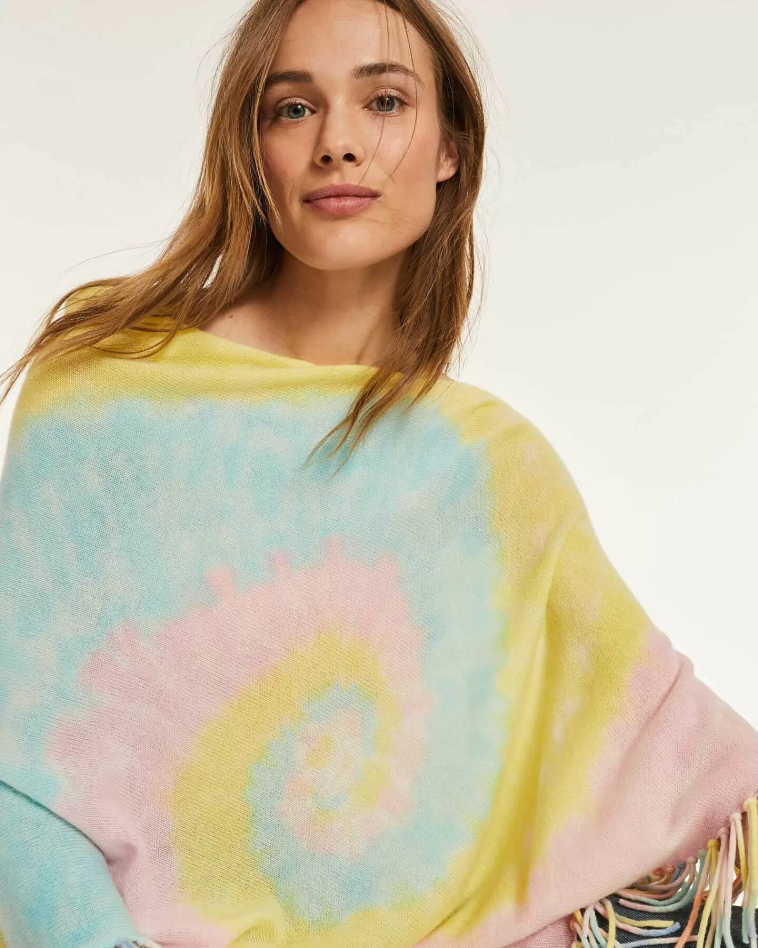 Kujten Capes & Ponchos>Fringed Cashmere Poncho Candy Pink