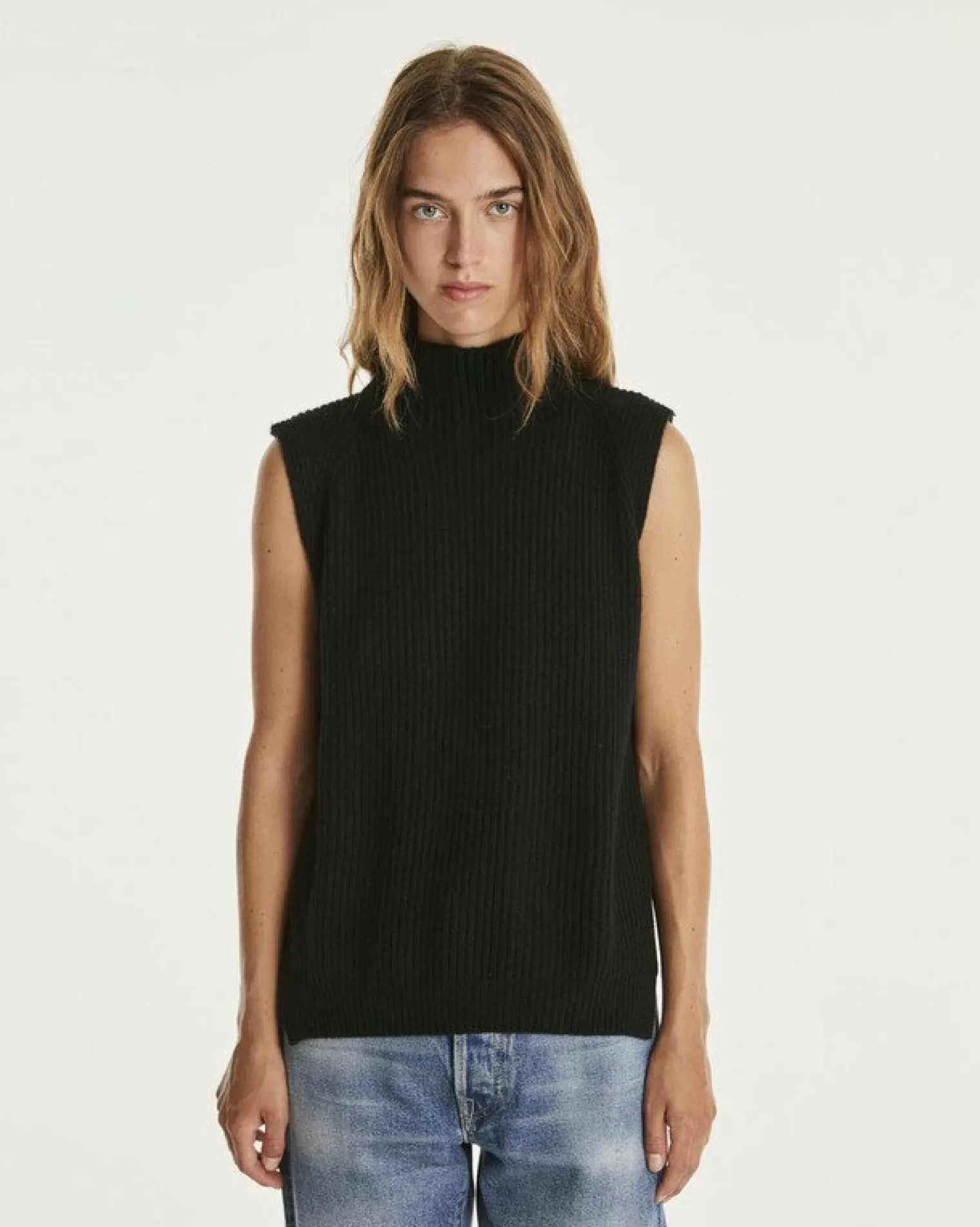 Kujten Sweaters & Sweatshirts>Funnel Neck Sleeveless Cashmere Sweater, 6-Threads Noir