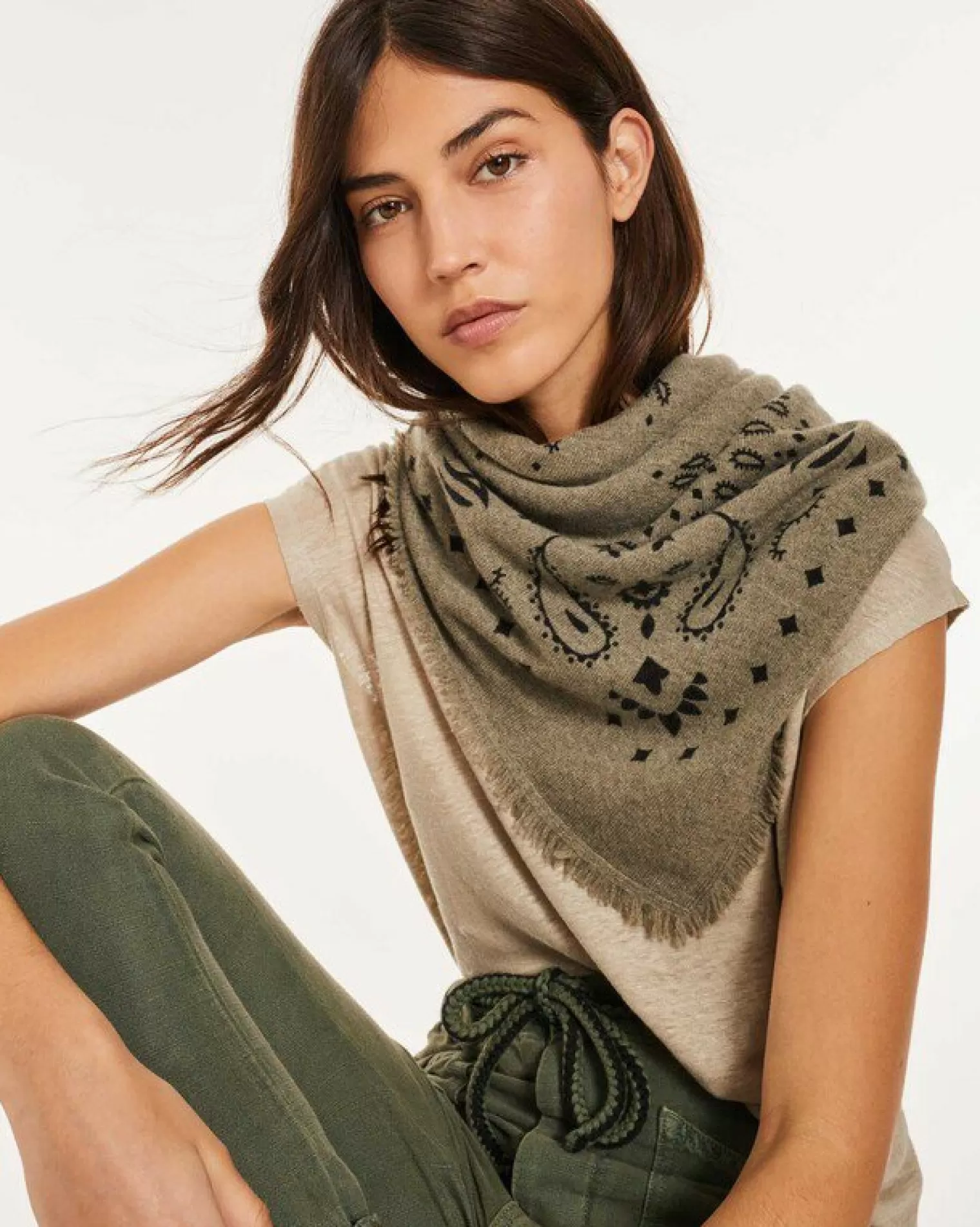 Kujten Scarves & Snoods>Large Cashmere Bandana, 2-Threads Kaki Chine