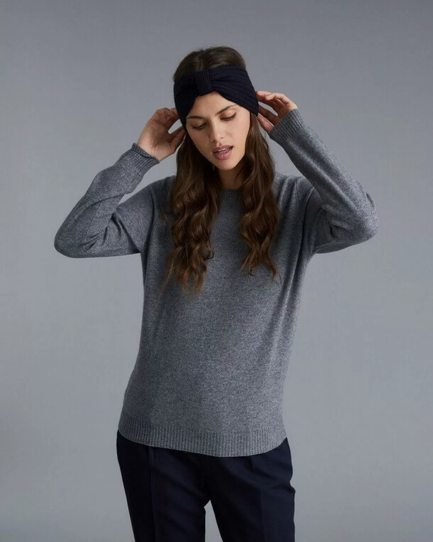 Kujten Sweaters & Sweatshirts>Long Sleeves Round Neck Cashmere Sweater Gris Flanelle