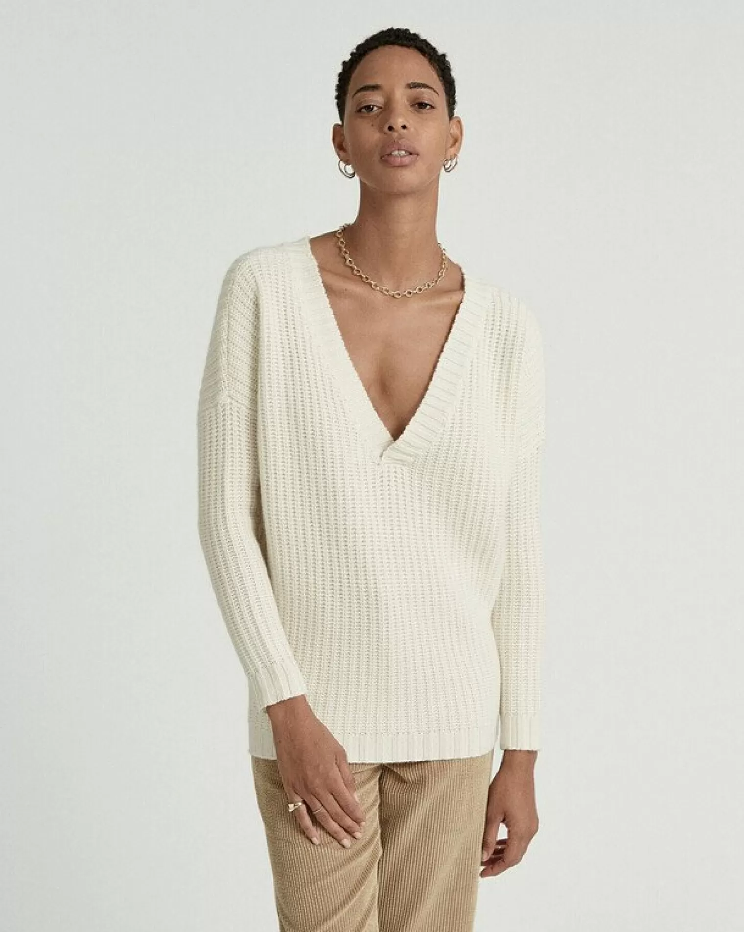 Kujten Sweaters & Sweatshirts>Long Sleeves V-Neck Cashmere Sweater Blanc