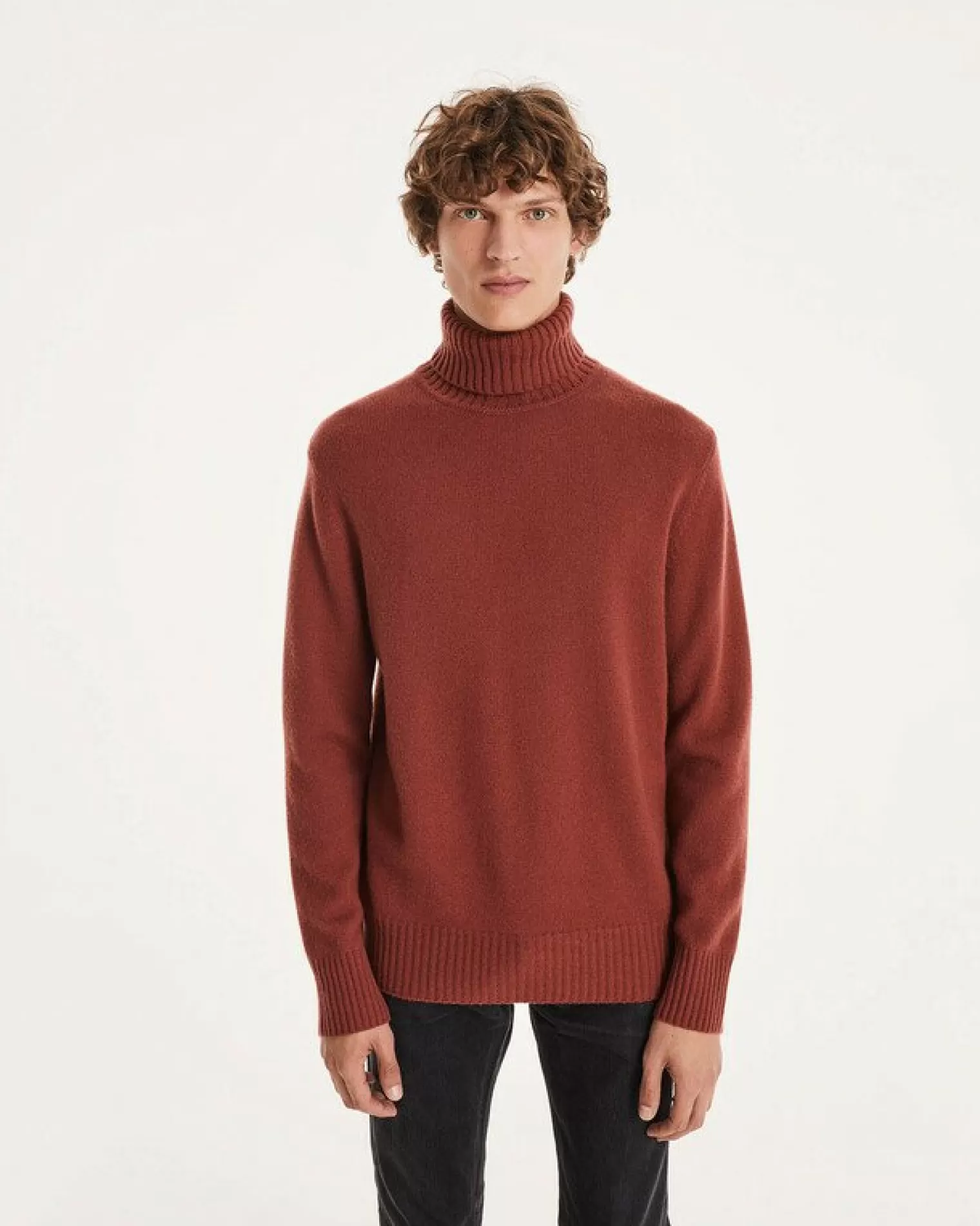 Kujten Sweaters & Sweatshirts>Long-Sleeved Turtleneck Cashmere Sweater Bordeaux Sienne