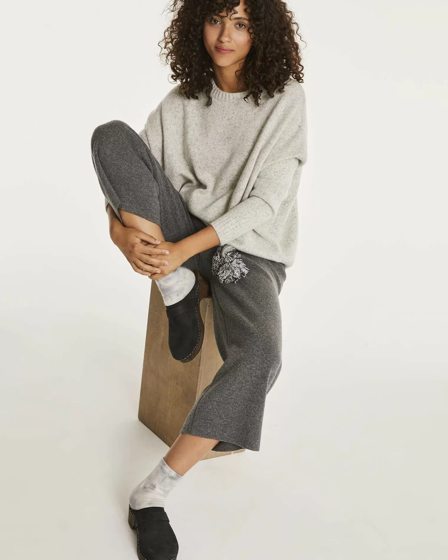 Kujten Pants & Shorts>Loose Fitting Cashmere Trousers Gris Flanelle