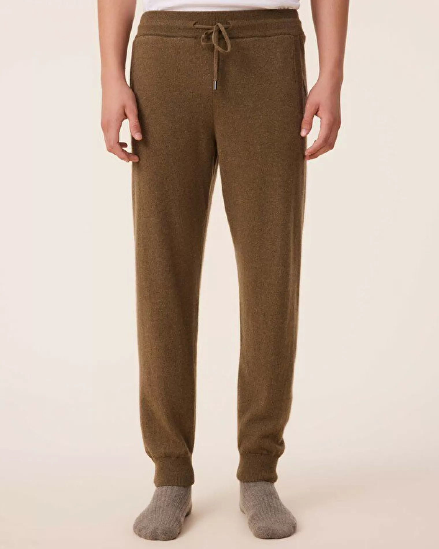 Kujten Joggings & Shorts>Men Straight Cut Cashmere Joggers, 2-Threads Kaki Scout