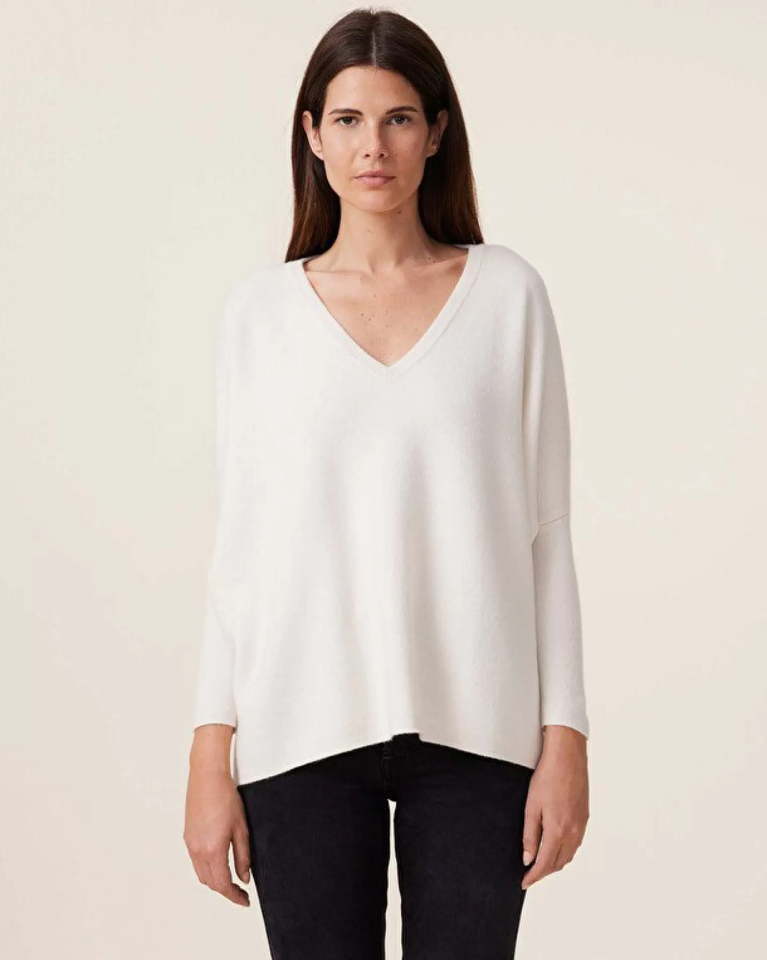 Kujten Sweaters & Sweatshirts>Milano Oversized V-Neck Cashmere Sweater, 2-Threads Blanc