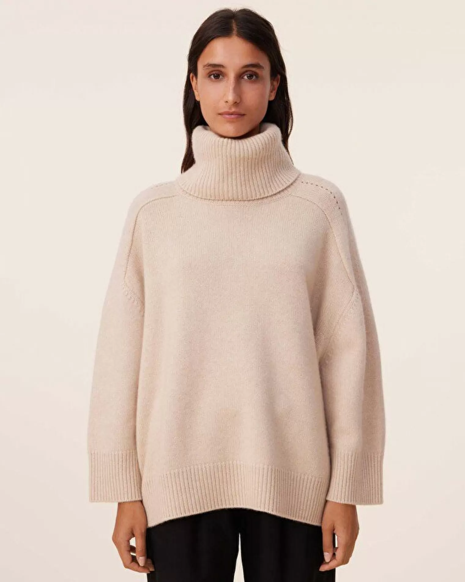 Kujten Sweaters & Sweatshirts>Oversize Turtleneck Cashmere Sweater, 8-Threads Organique