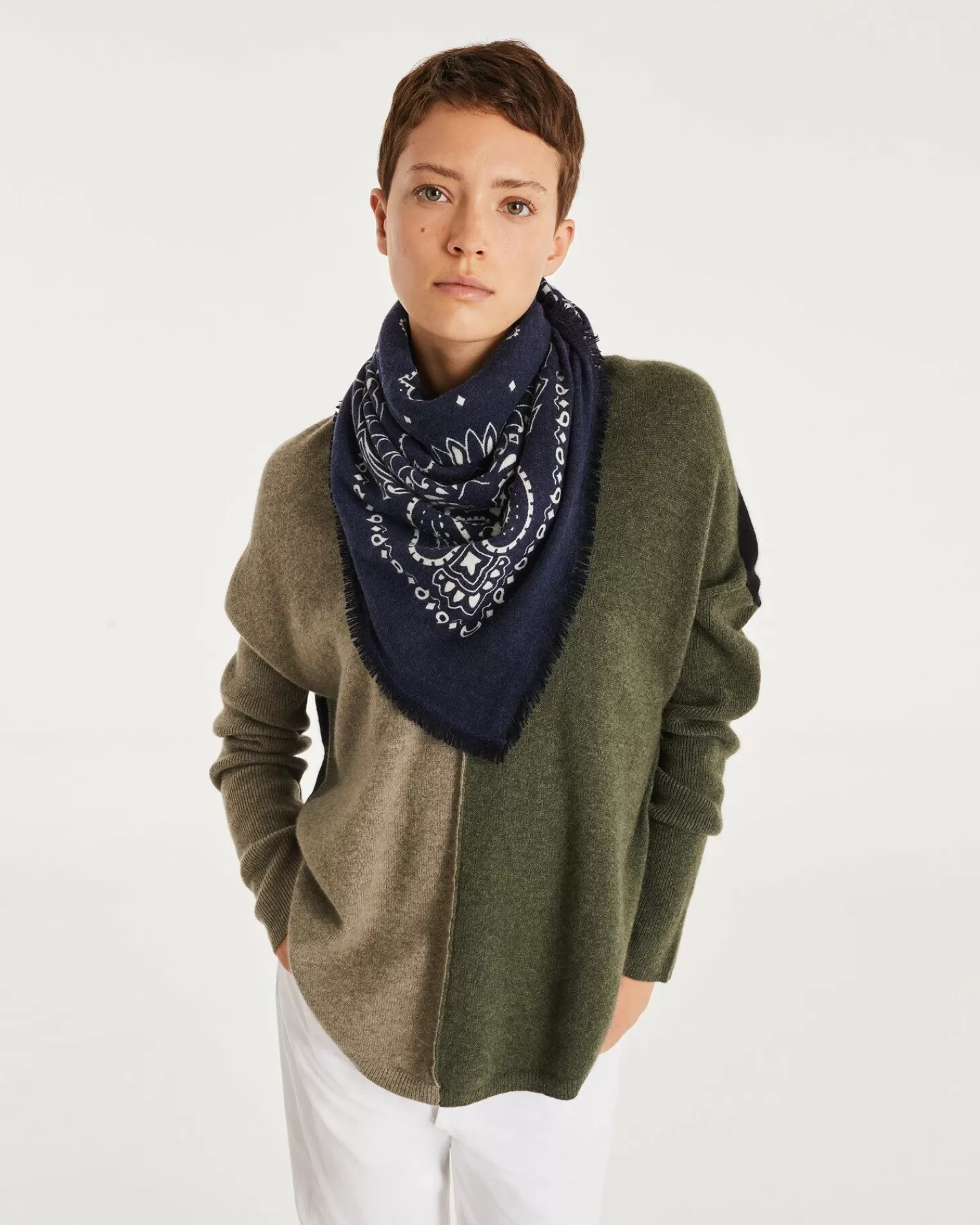 Kujten Sweaters & Sweatshirts>Oversize V-Neck Cashmere Sweater, 2-Threads Kaki Chine