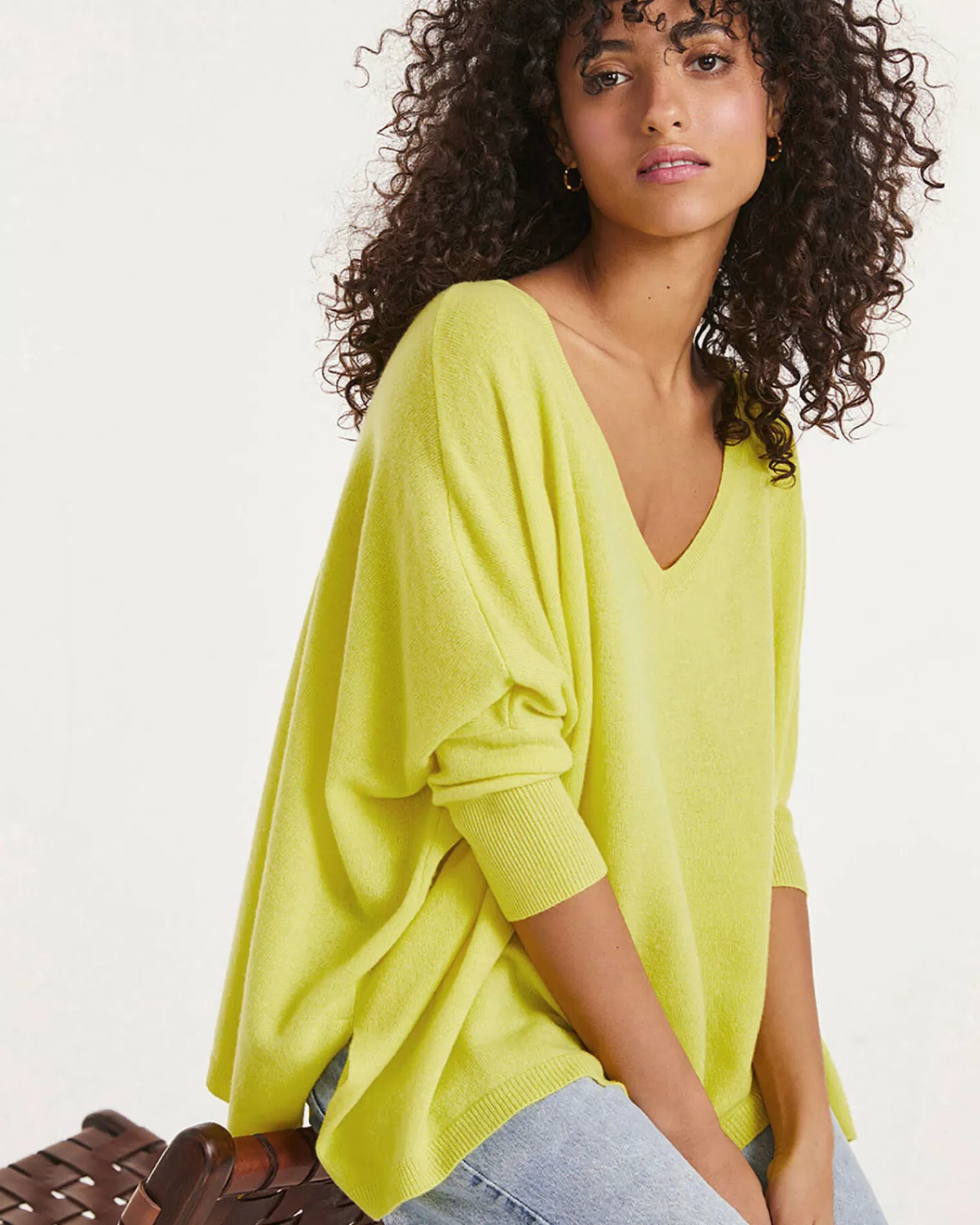 Kujten Sweaters & Sweatshirts>Oversize Woman V-Neck Cashmere Sweater Jaune Fluo