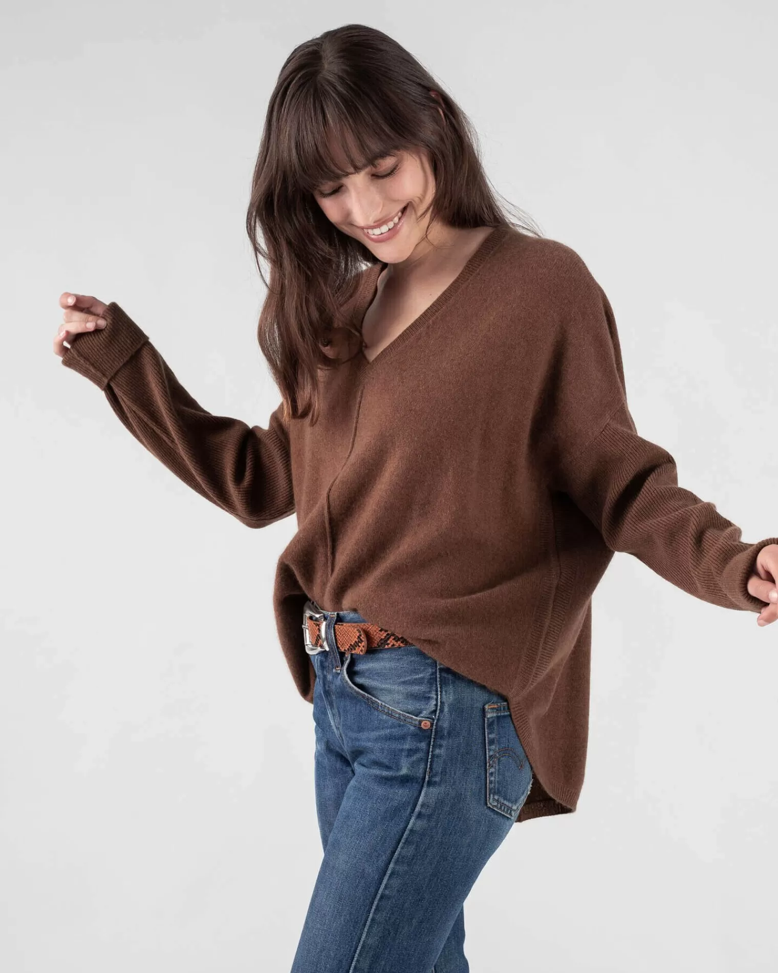 Kujten Sweaters & Sweatshirts>Oversize Woman V-Neck Cashmere Sweater Marron Epice