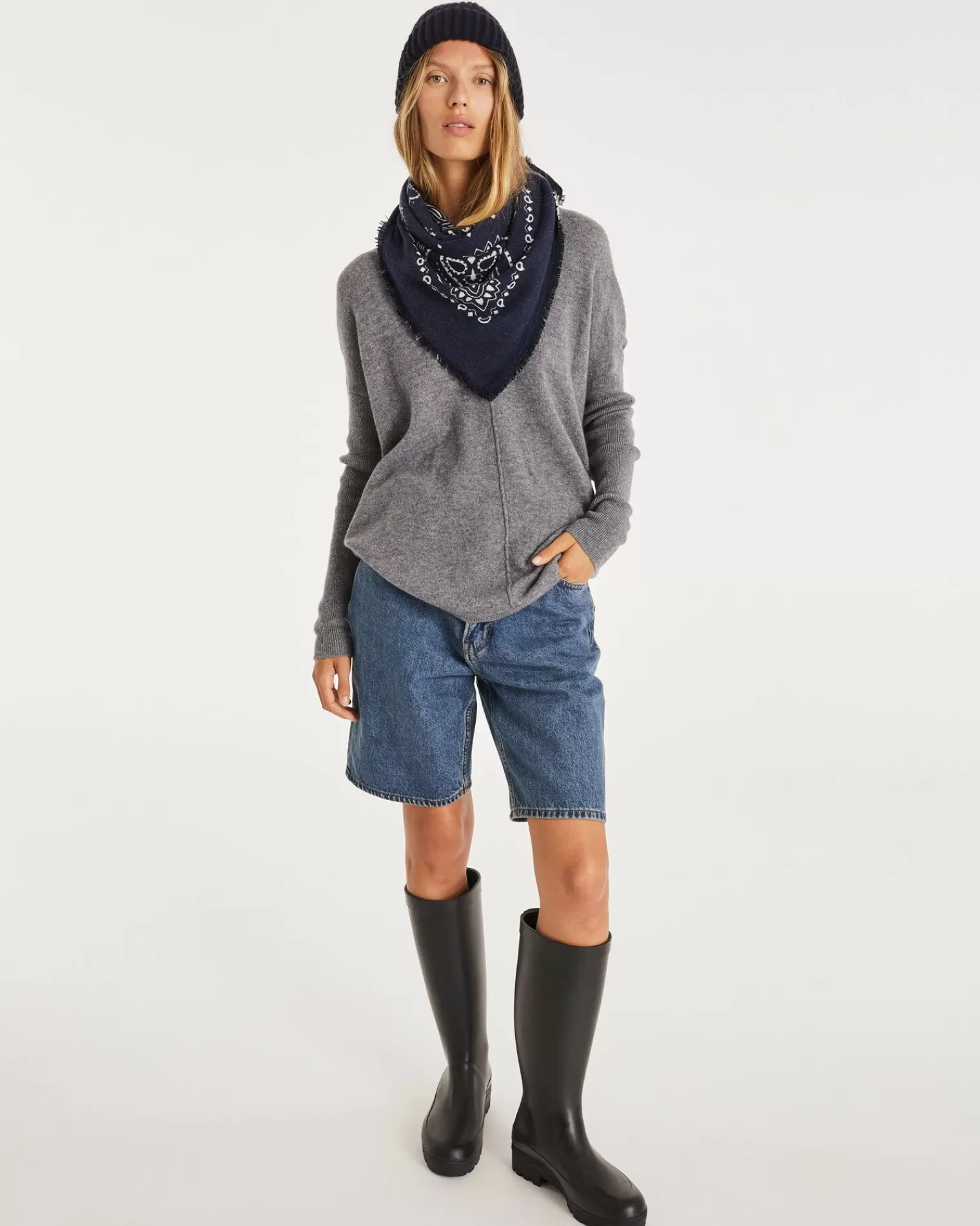 Kujten Sweaters & Sweatshirts>Oversize Woman V-Neck Cashmere Sweater Gris Flanelle