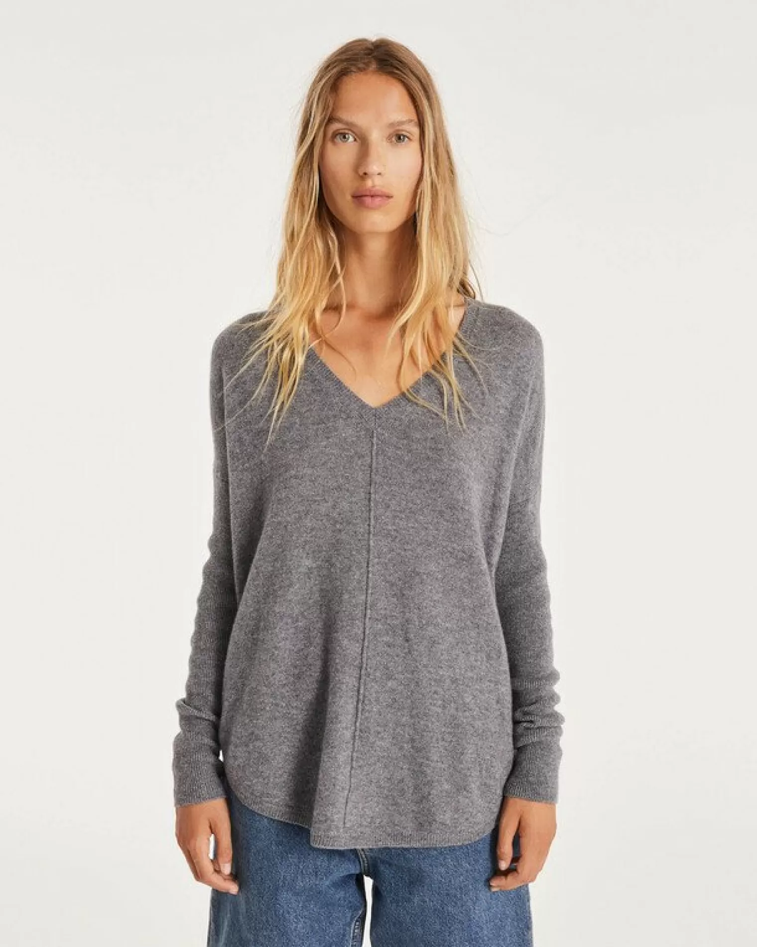 Kujten Sweaters & Sweatshirts>Oversize Woman V-Neck Cashmere Sweater Gris Flanelle