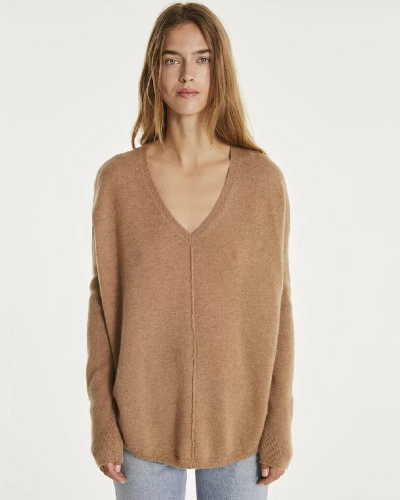 Kujten Sweaters & Sweatshirts>Oversize Woman V-Neck Cashmere Sweater, 2-Threads Camelo