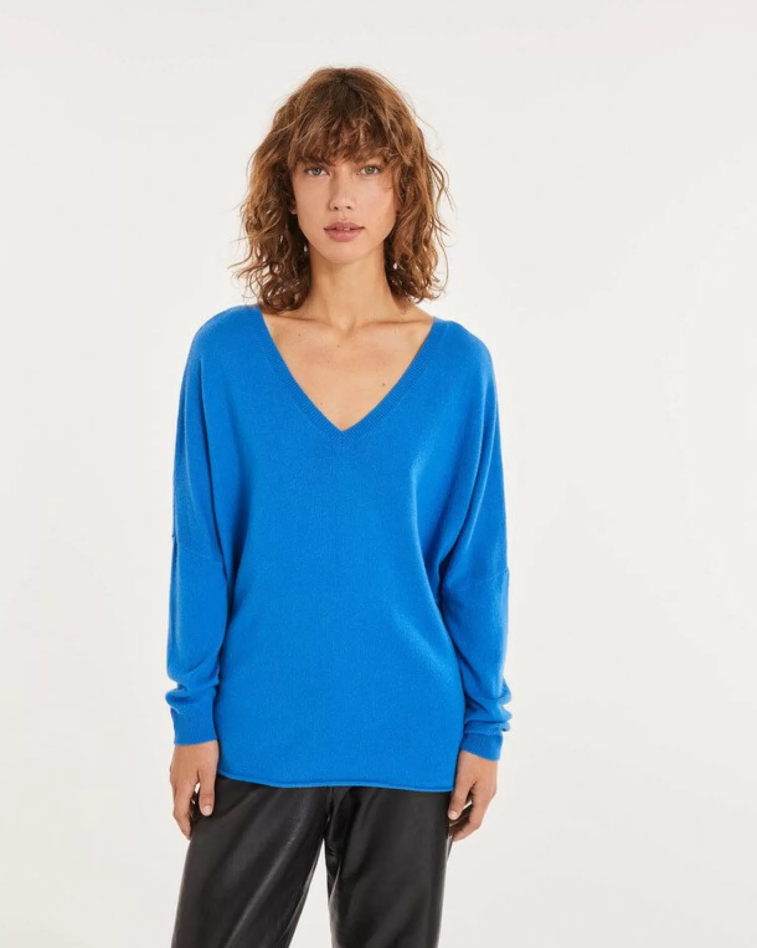 Kujten Sweaters & Sweatshirts>Oversized Dancer V-Neck Cashmere Sweater Bleu Kabalos