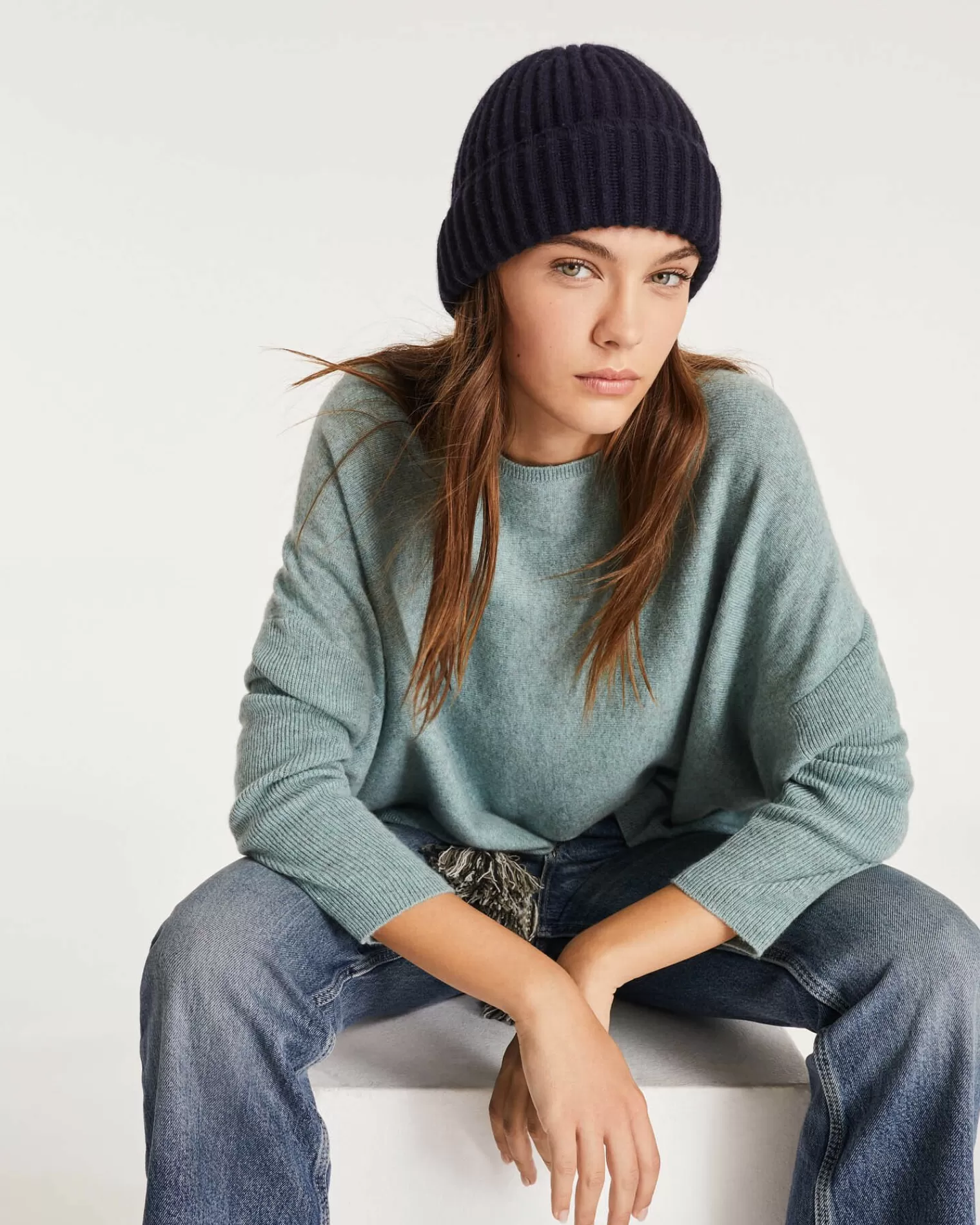 Kujten Sweaters & Sweatshirts>Oversized Round Neck Cashmere Sweater Vert Suzanne