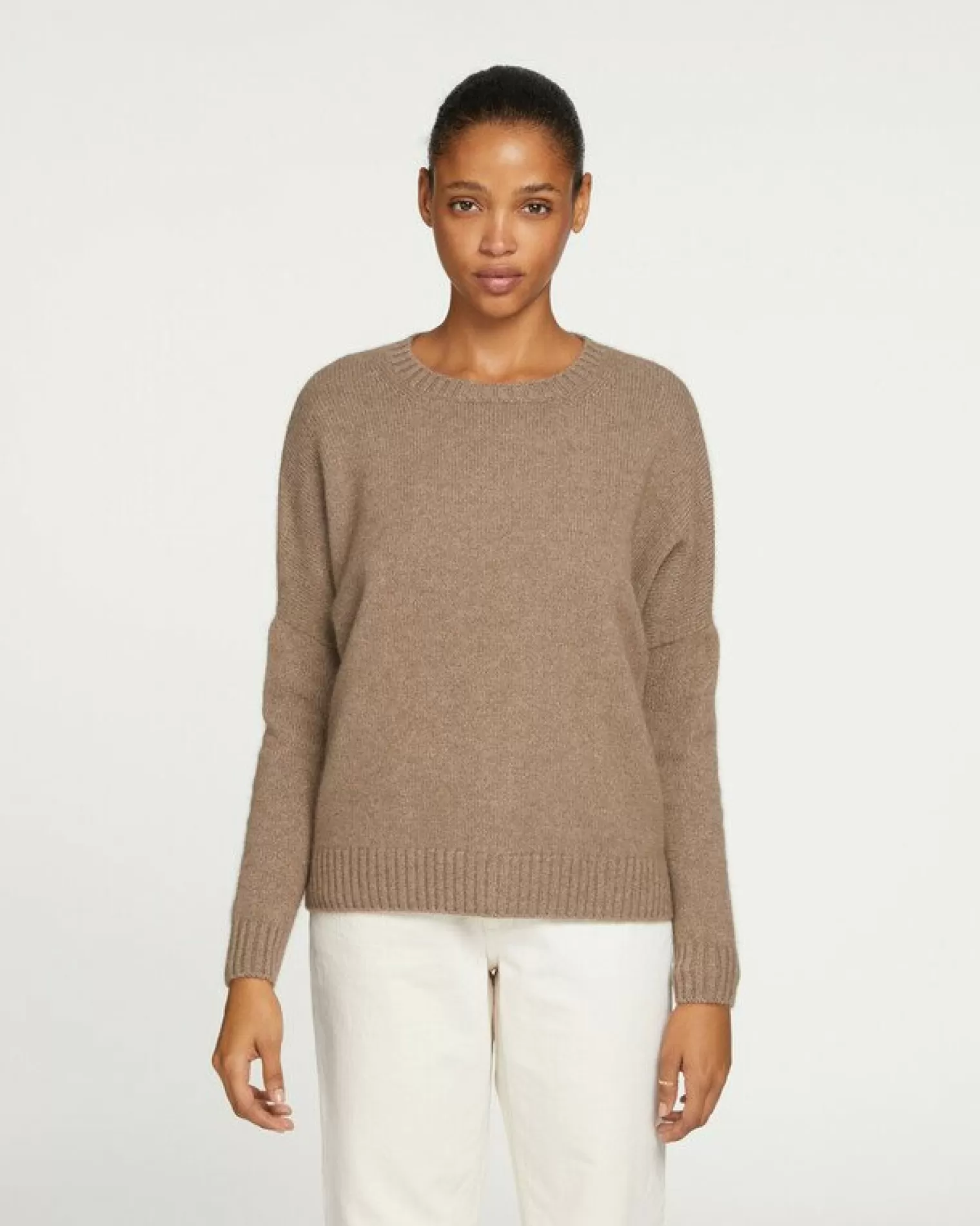 Kujten Sweaters & Sweatshirts>Oversized Round Neck Cashmere Sweater Beige Taupe