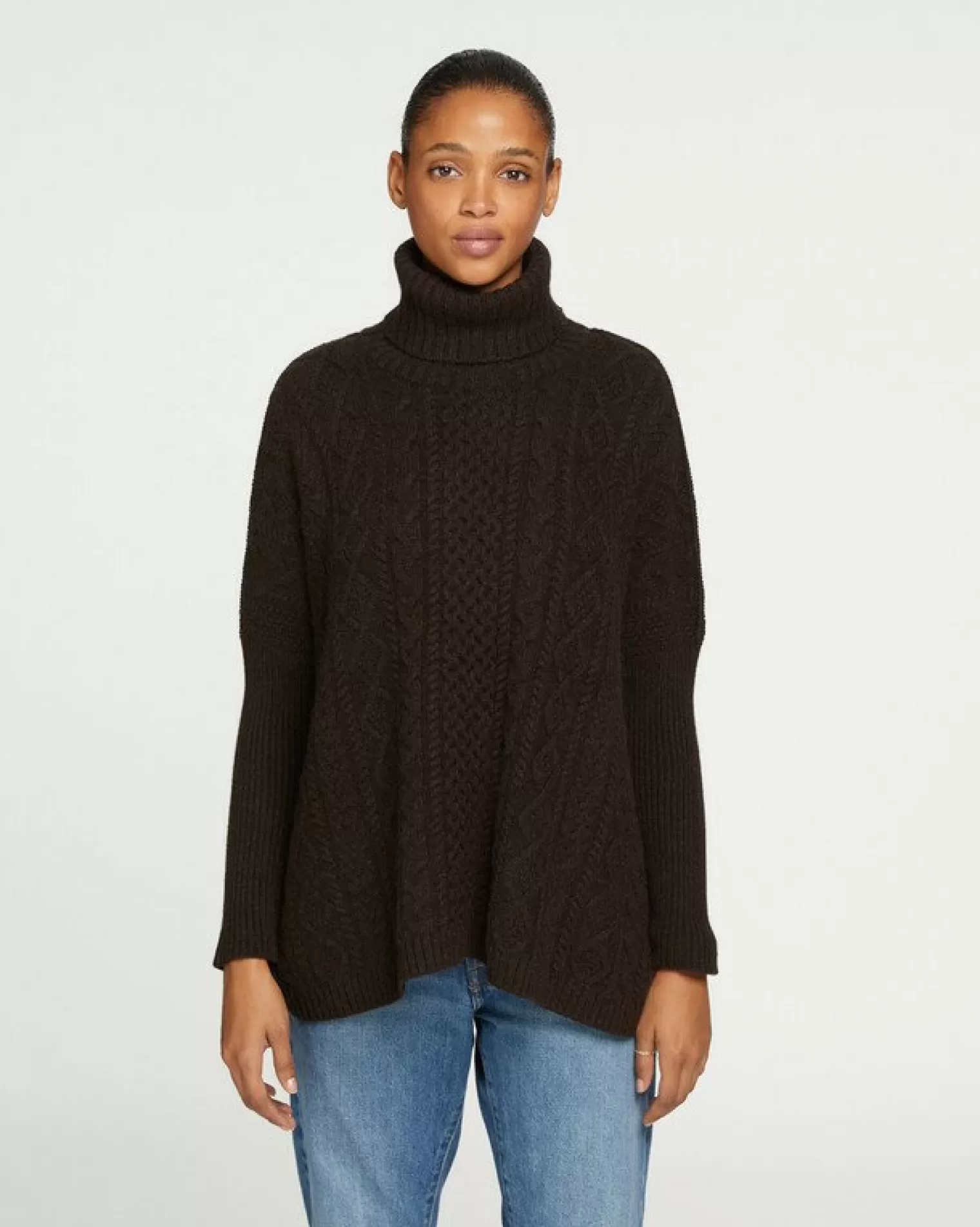 Kujten Capes & Ponchos>Oversized Turtleneck Cashmere Poncho Marron