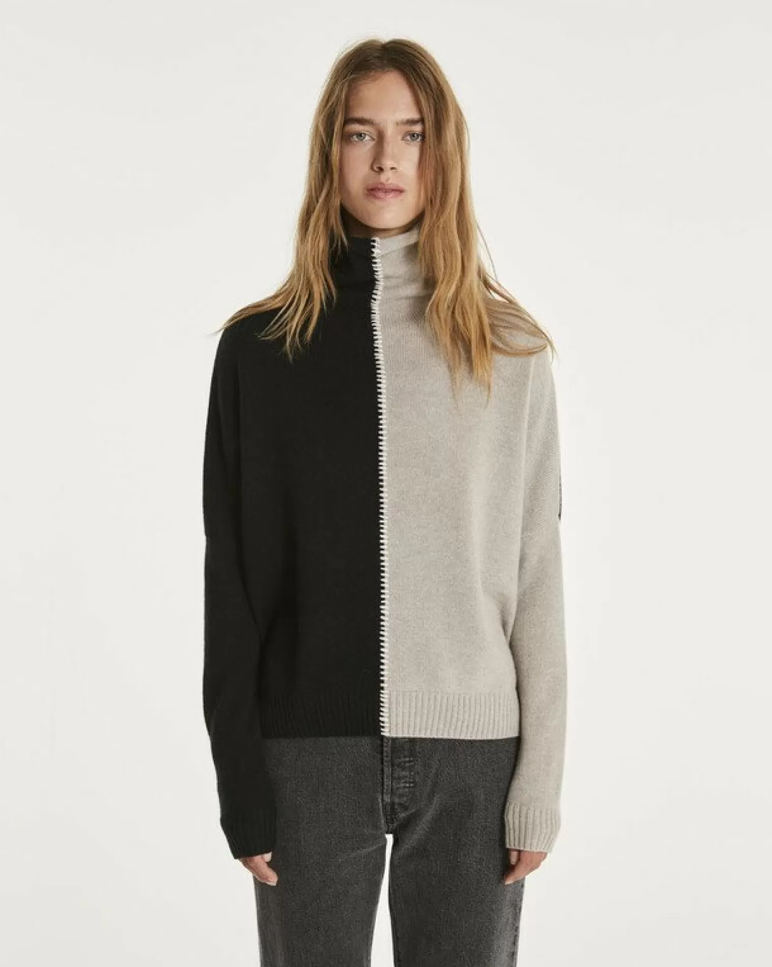 Kujten Sweaters & Sweatshirts>Oversized Turtleneck Cashmere Sweater Silk