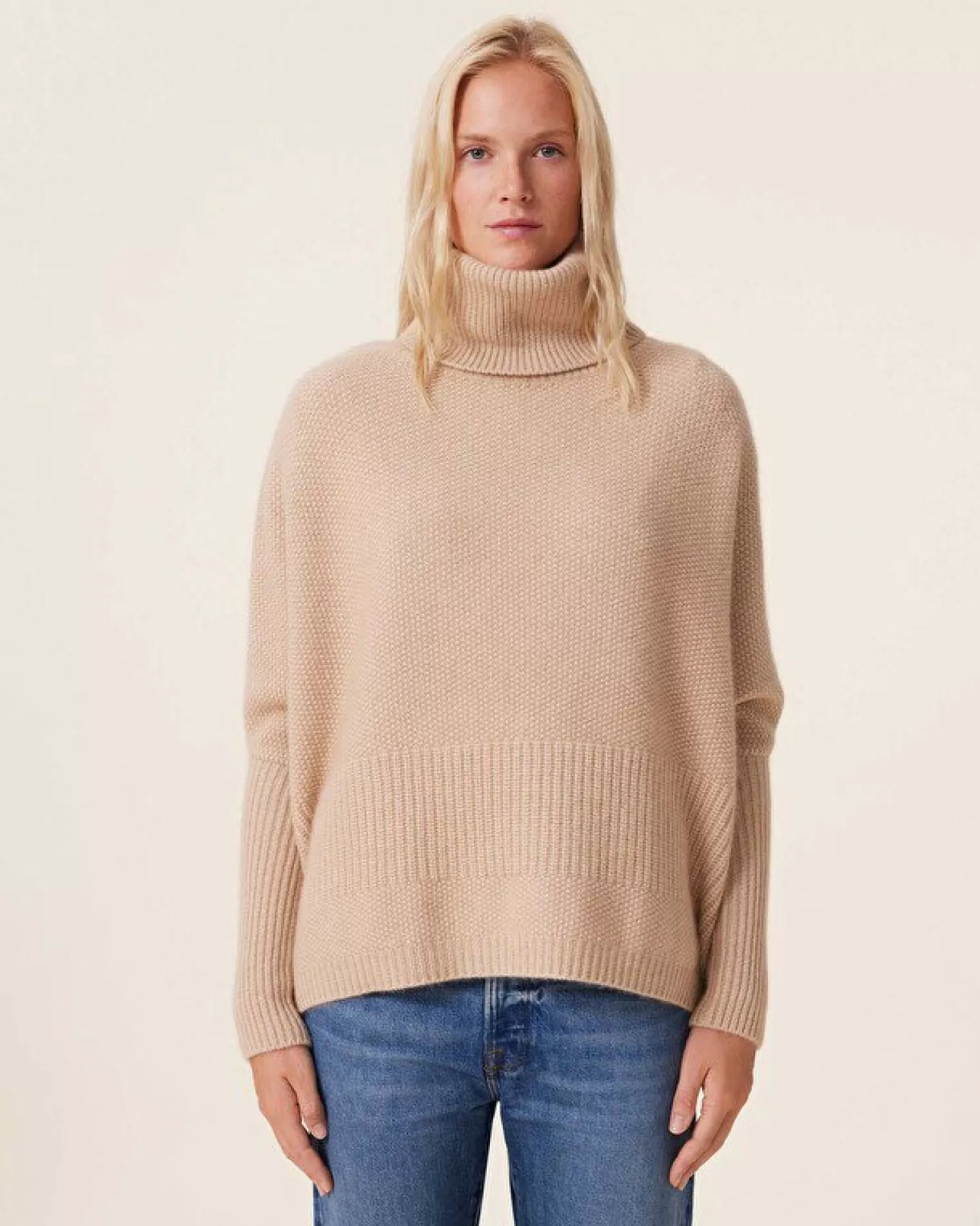 Kujten Sweaters & Sweatshirts>Oversized Turtleneck Cashmere Sweater, 8-Threads Organique