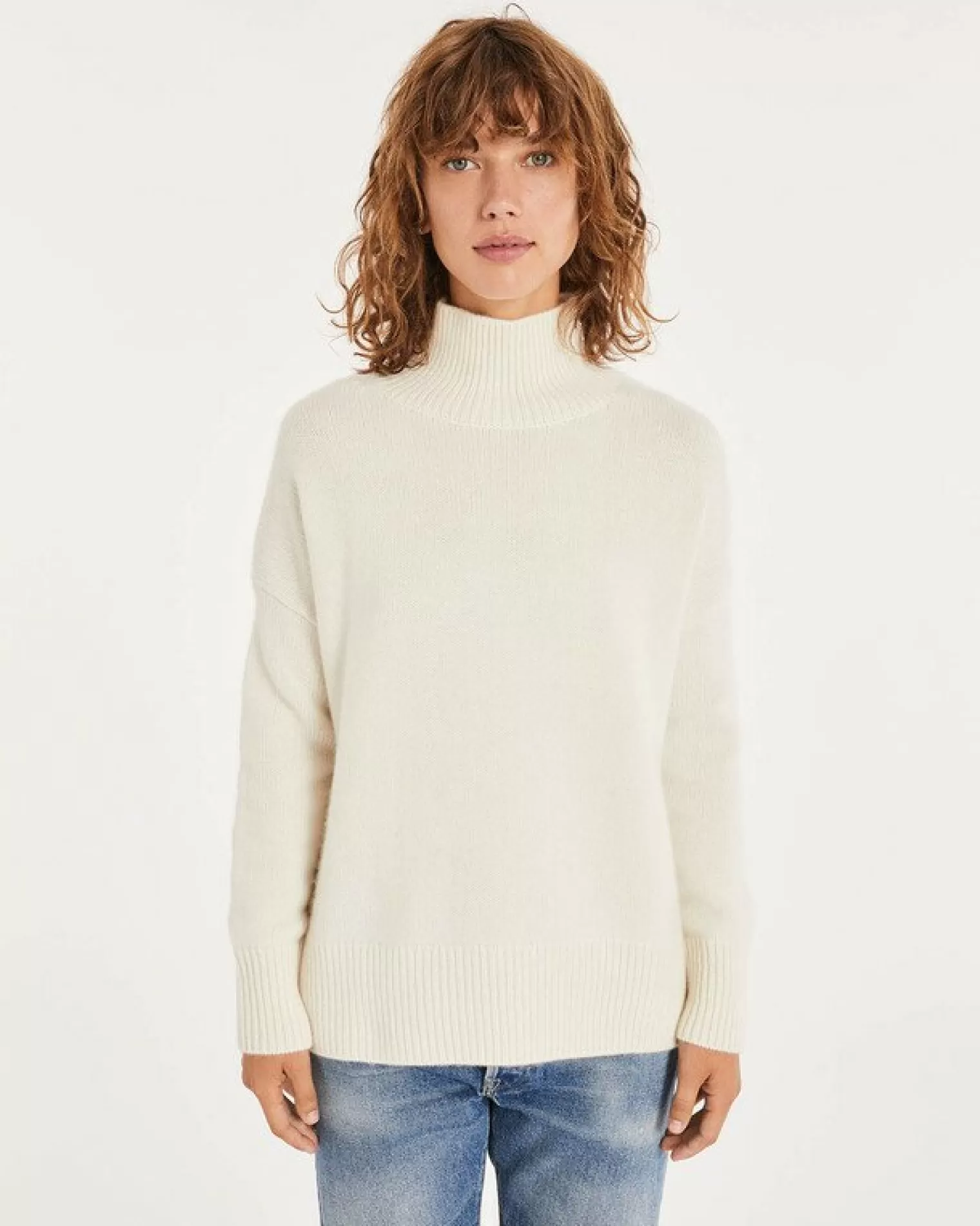 Kujten Sweaters & Sweatshirts>Oversized Turtleneck Cashmere Sweater, 8-Threads Blanc