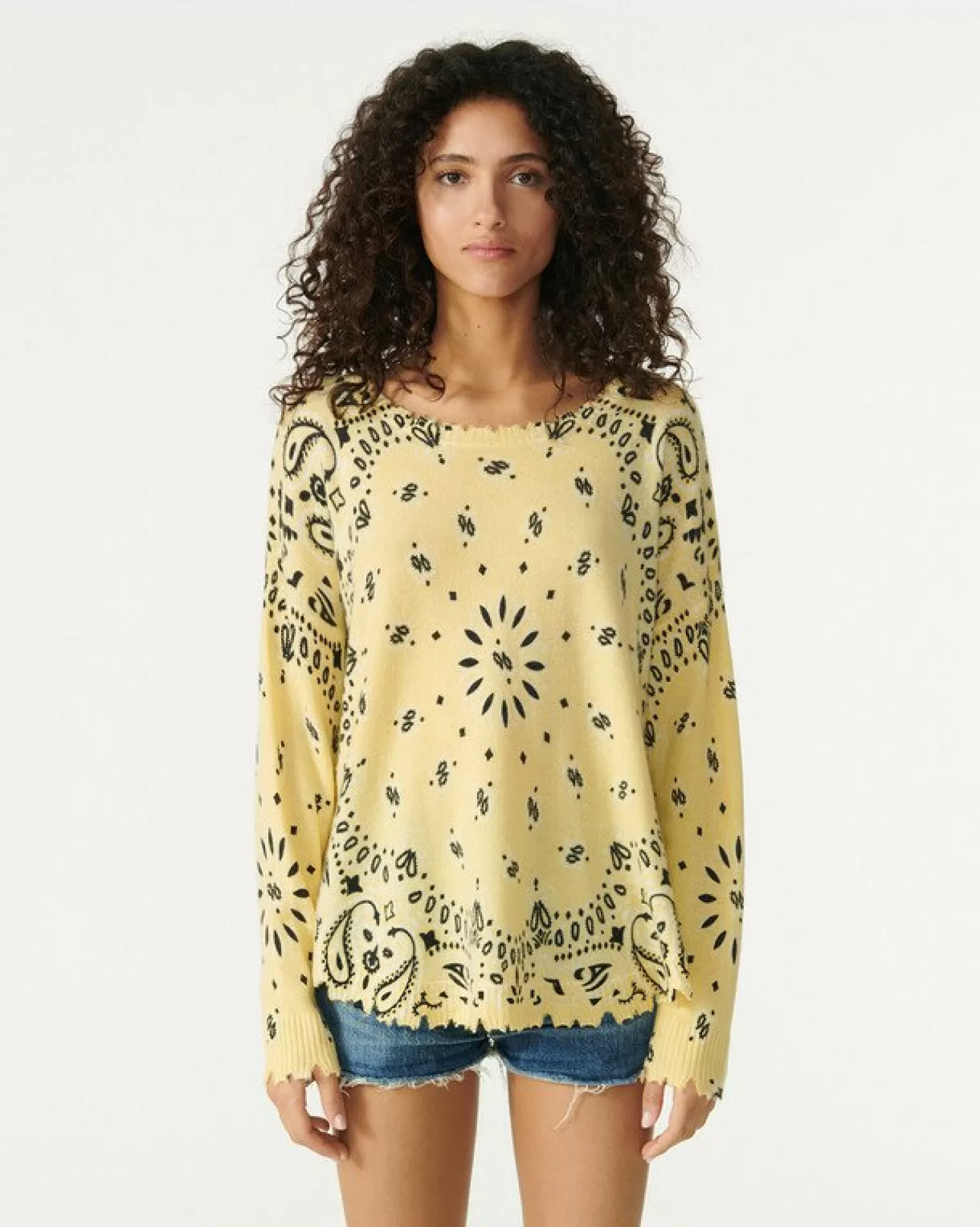 Kujten Sweaters & Sweatshirts>Round Neck Cashmere Sweater Jaune Eggshell