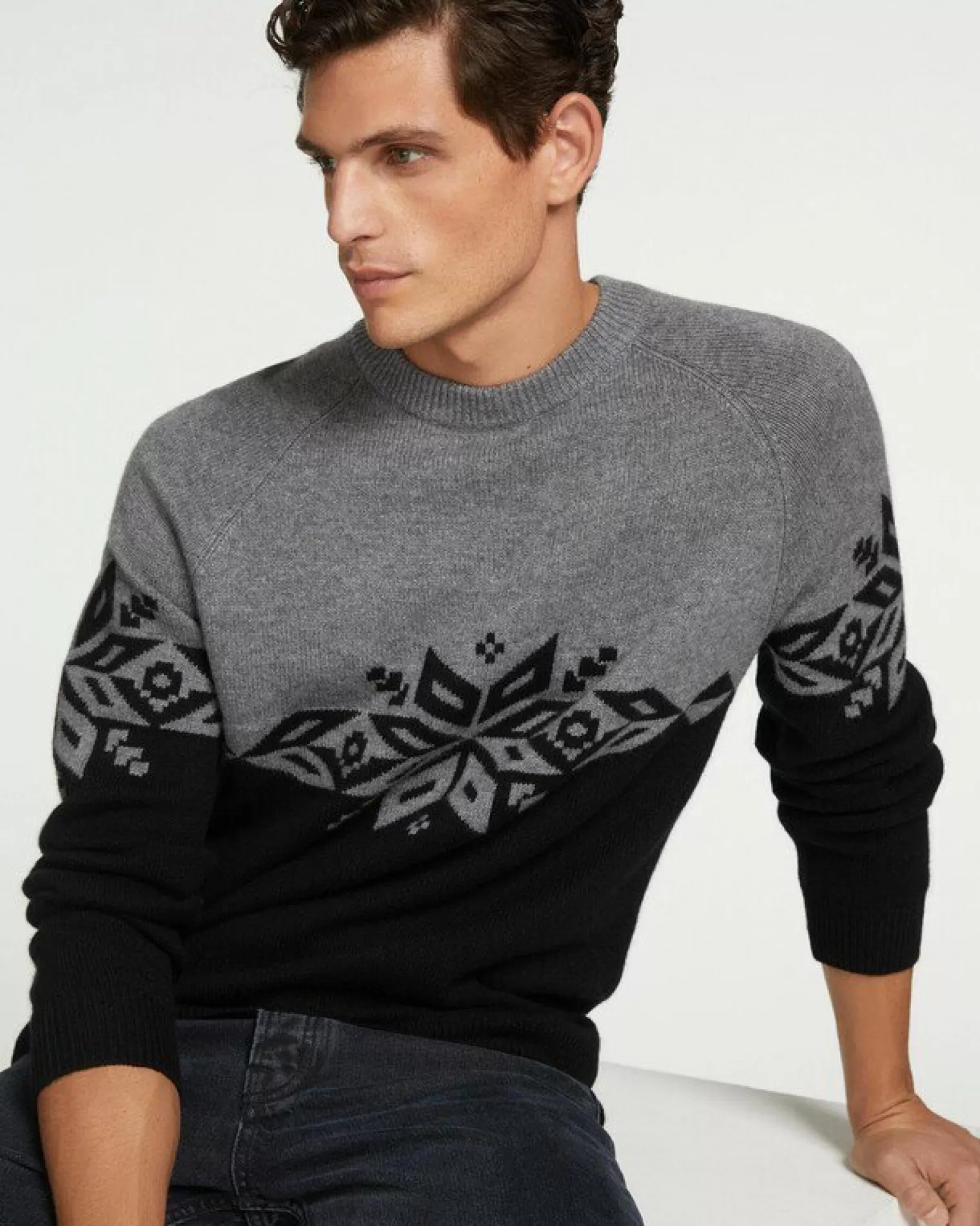 Kujten Sweaters & Sweatshirts>Round Neck Ski Sweater And Long Sleeves Noir