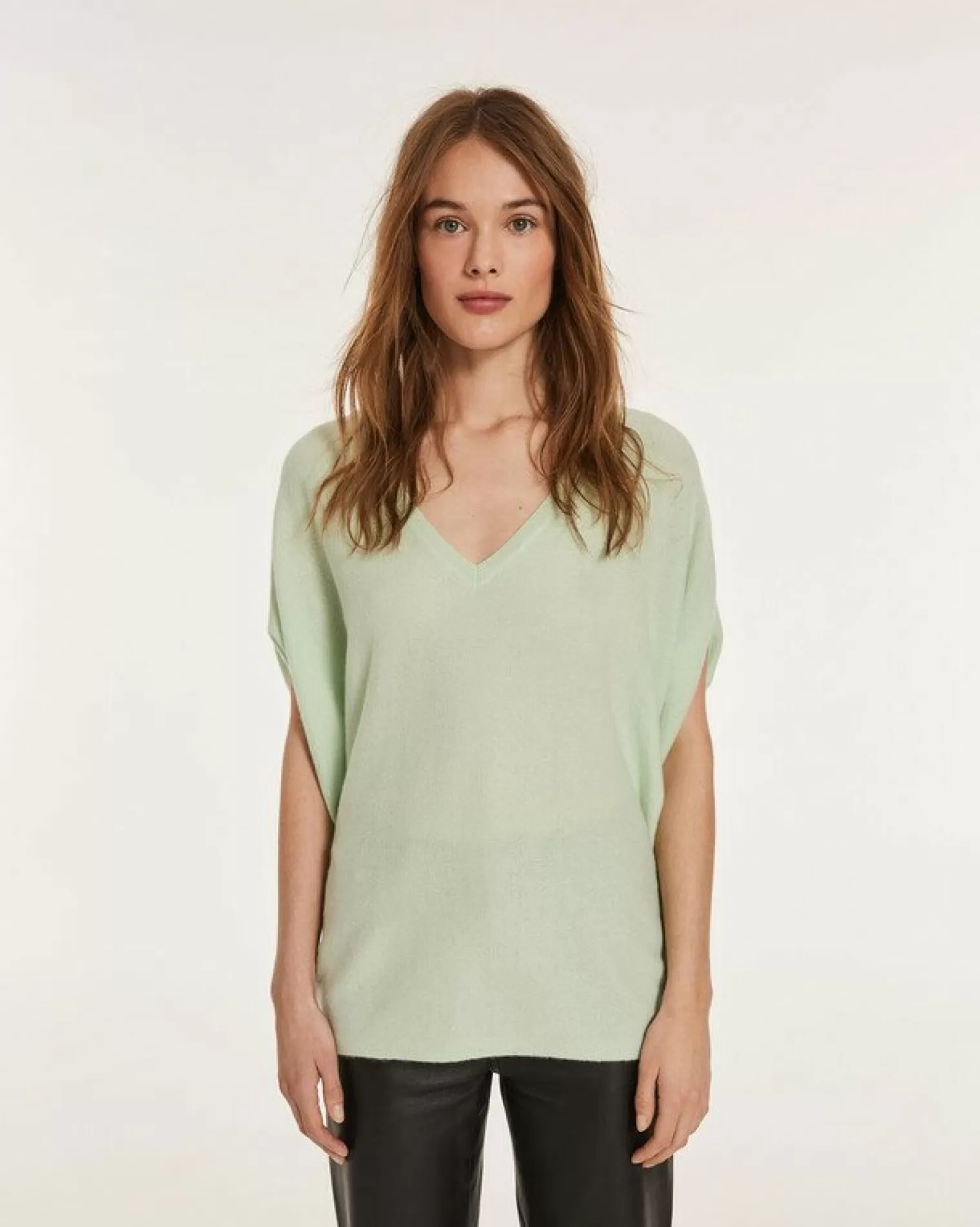 Kujten Sweaters & Sweatshirts>Sleeveless Oversized Woman V-Neck Cashmere Sweater Jade