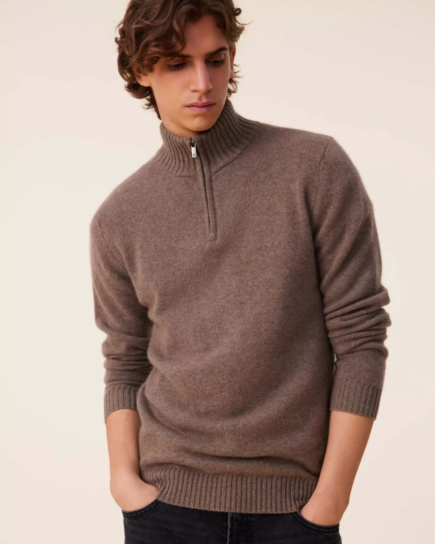 Kujten Sweaters & Sweatshirts>Turtleneck Cashmere Sweater, 4-Threads Taupe Mouline