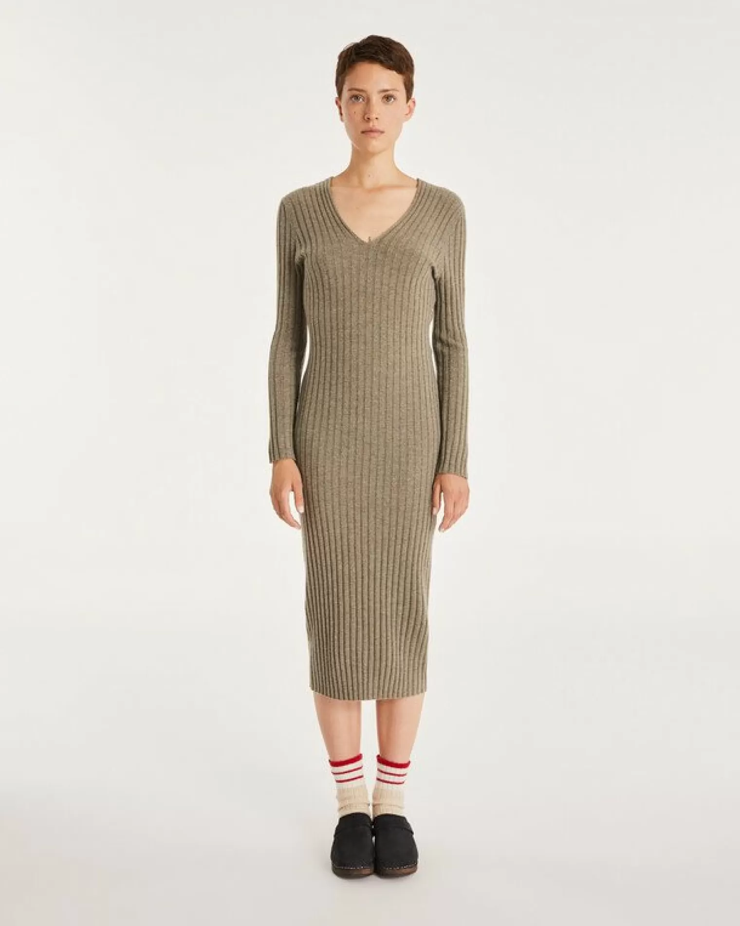 Kujten Dresses & Skirts>Women Cashmere V-Neck Long Dress Kaki Chine