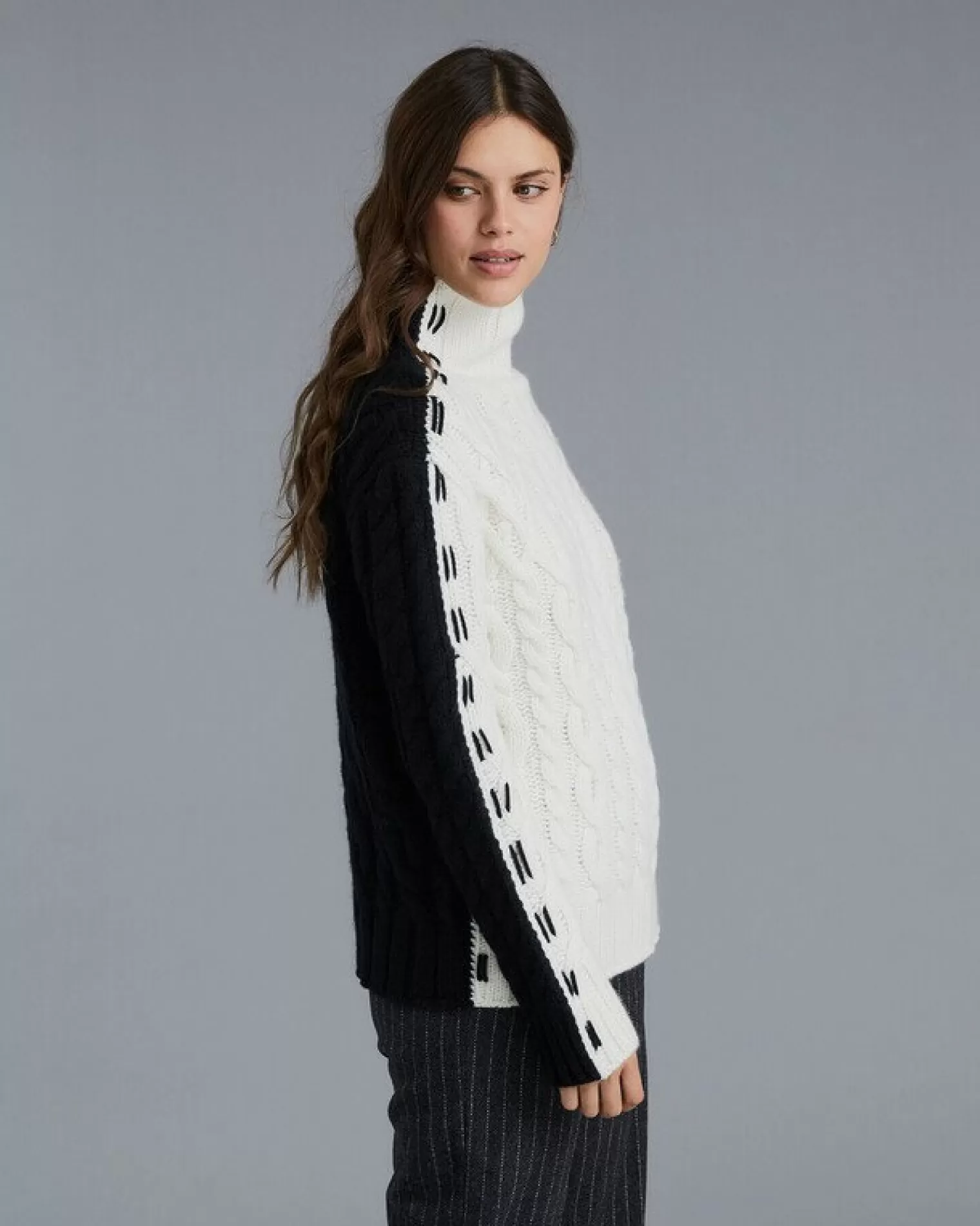 Kujten Sweaters & Sweatshirts>Women Funnel Neck Cashmere Sweater Blanc