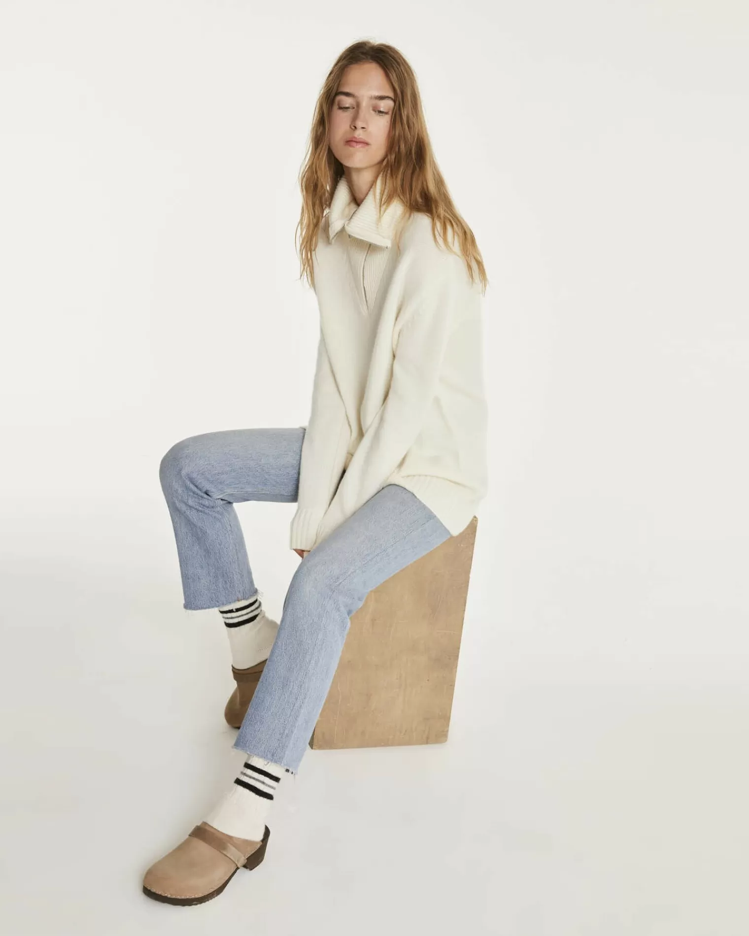 Kujten Sweaters & Sweatshirts>Women Oversized Cashmere Trucker Sweater Blanc