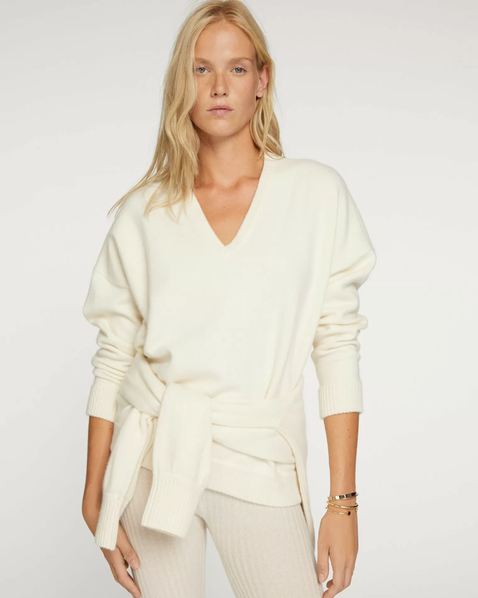 Kujten Sweaters & Sweatshirts>Women Oversized V-Neck Cashmere Sweater Blanc