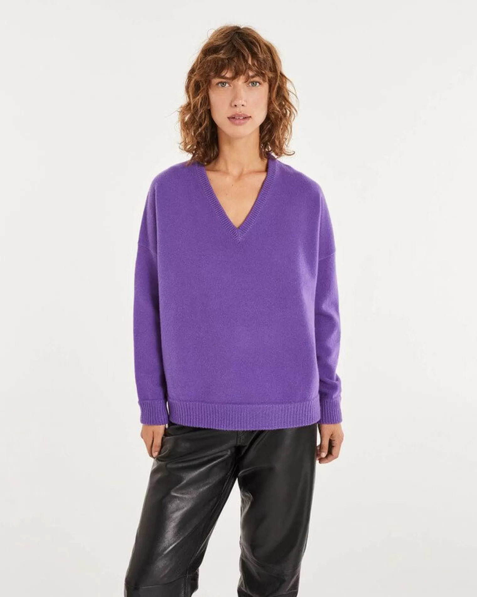 Kujten Sweaters & Sweatshirts>Women Oversized V-Neck Cashmere Sweater Violet